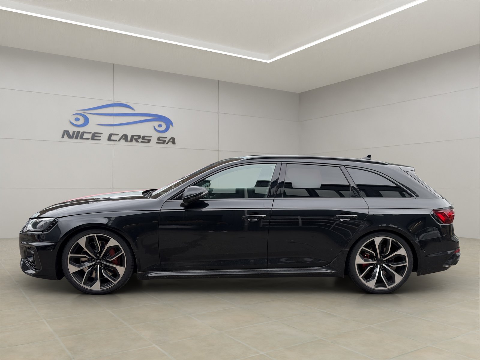 AUDI RS4 Avant quattro tiptronic, Petrol, Second hand / Used, Automatic - 5