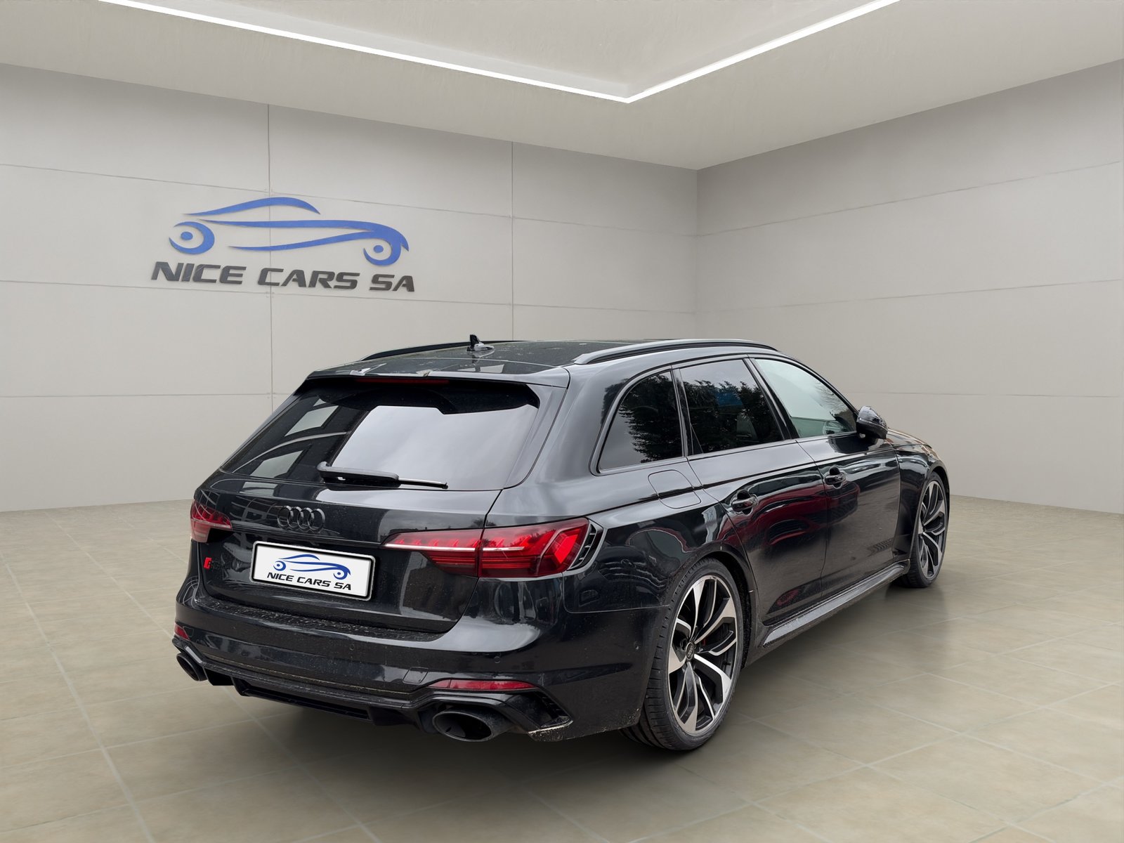 AUDI RS4 Avant quattro tiptronic, Petrol, Second hand / Used, Automatic - 7