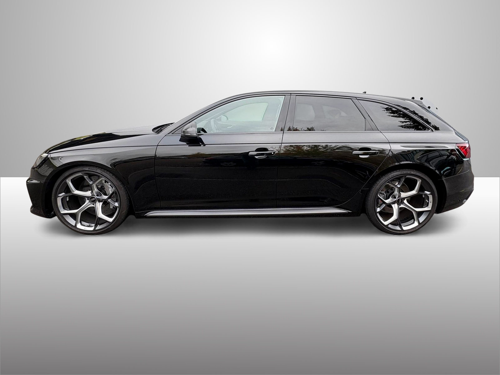 AUDI RS 4 Avant edition, Petrol, Second hand / Used, Automatic - 3