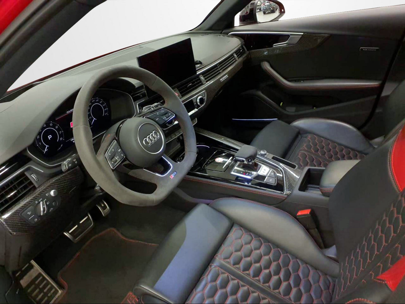 AUDI RS 4 Avant, Petrol, Second hand / Used, Automatic - 4