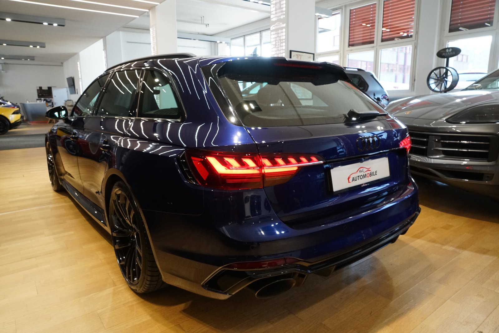 AUDI RS4 Avant quattro tiptronic, Benzina, Occasioni / Usate, Automatico - 4
