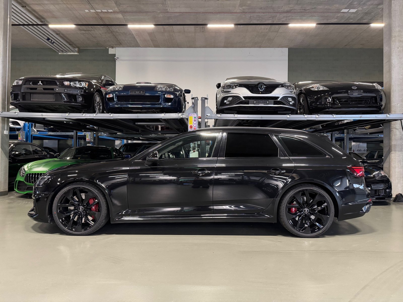 AUDI RS4 Avant 2.9 TFSI *ALL BLACK + NON OPF*