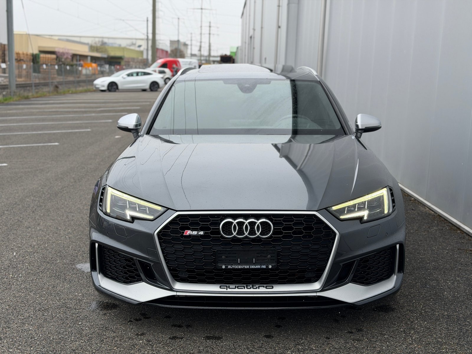 AUDI RS4 Avant 2.9 TFSI quattro tiptronic, Benzin, Occasion / Gebraucht, Automatik - 2