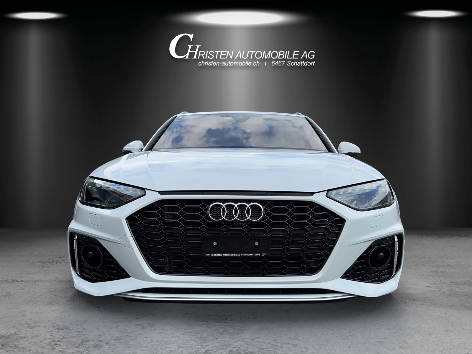 AUDI RS 4 Avant, Petrol, Second hand / Used, Automatic - 3