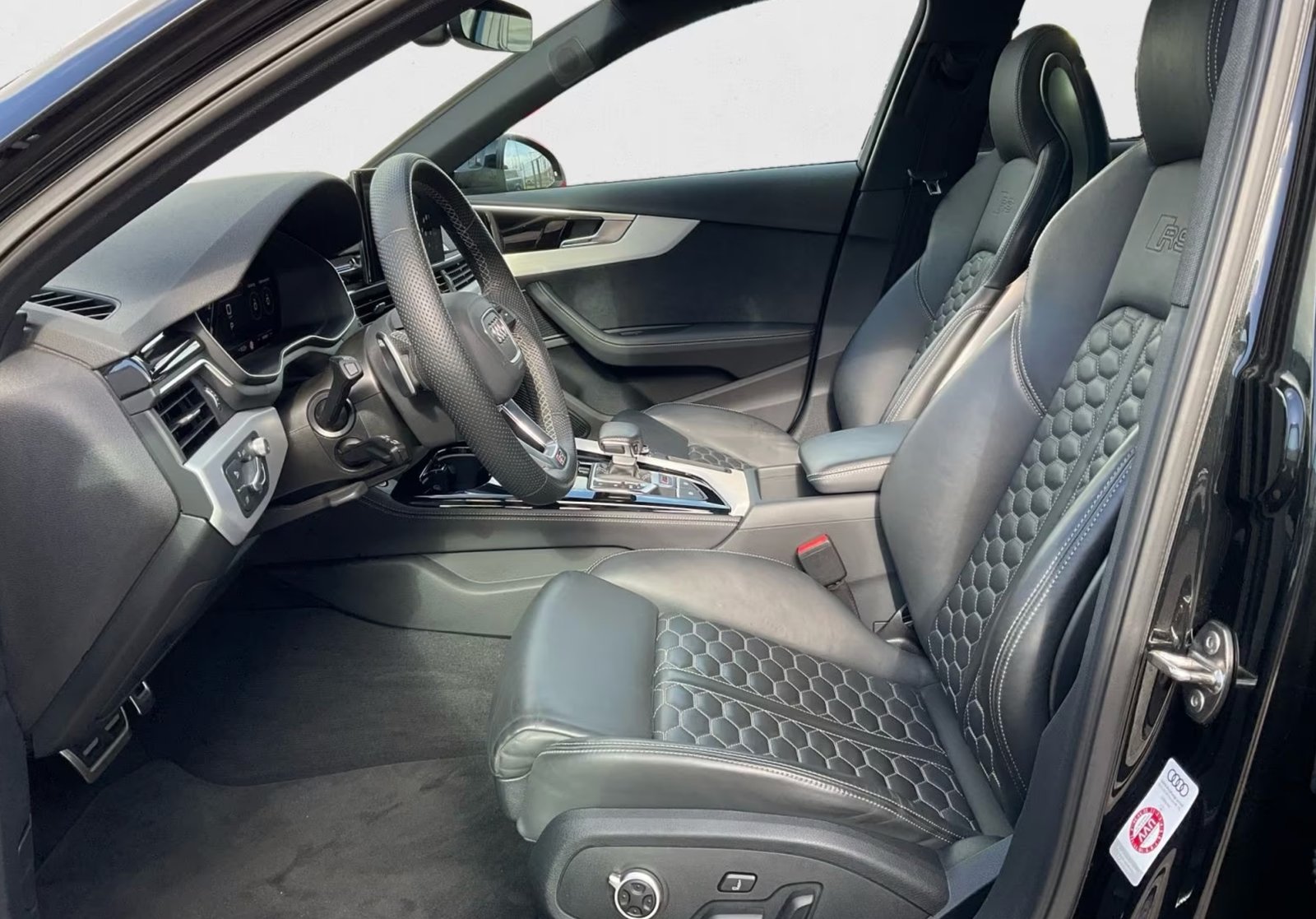 AUDI RS4 Avant quattro tiptronic, Essence, Occasion / Utilisé, Automatique - 2