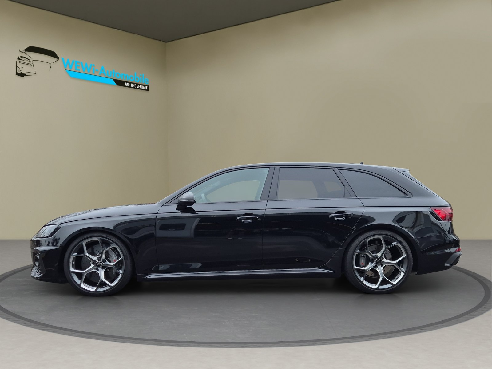 AUDI RS4 Avant quattro tiptronic, Petrol, Second hand / Used, Automatic - 6