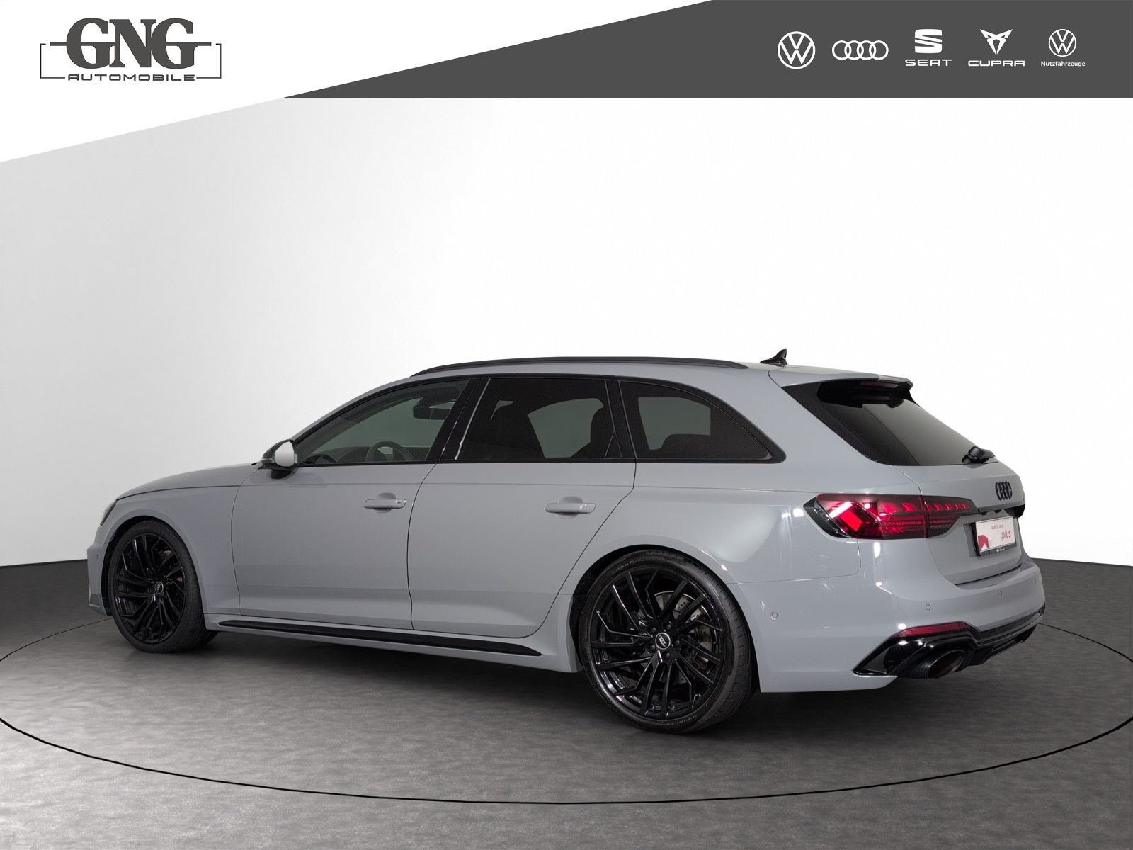 AUDI RS 4 Avant, Petrol, Second hand / Used, Automatic - 2