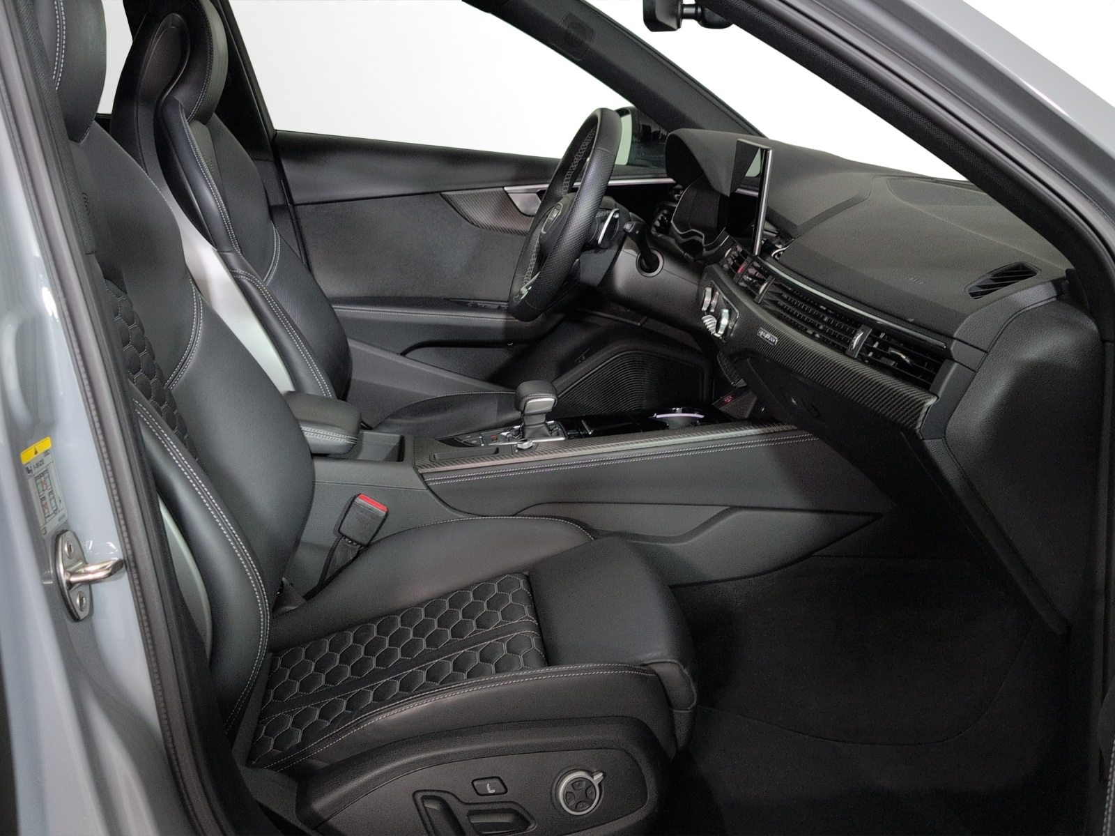 AUDI RS 4 Avant, Petrol, Second hand / Used, Automatic - 7