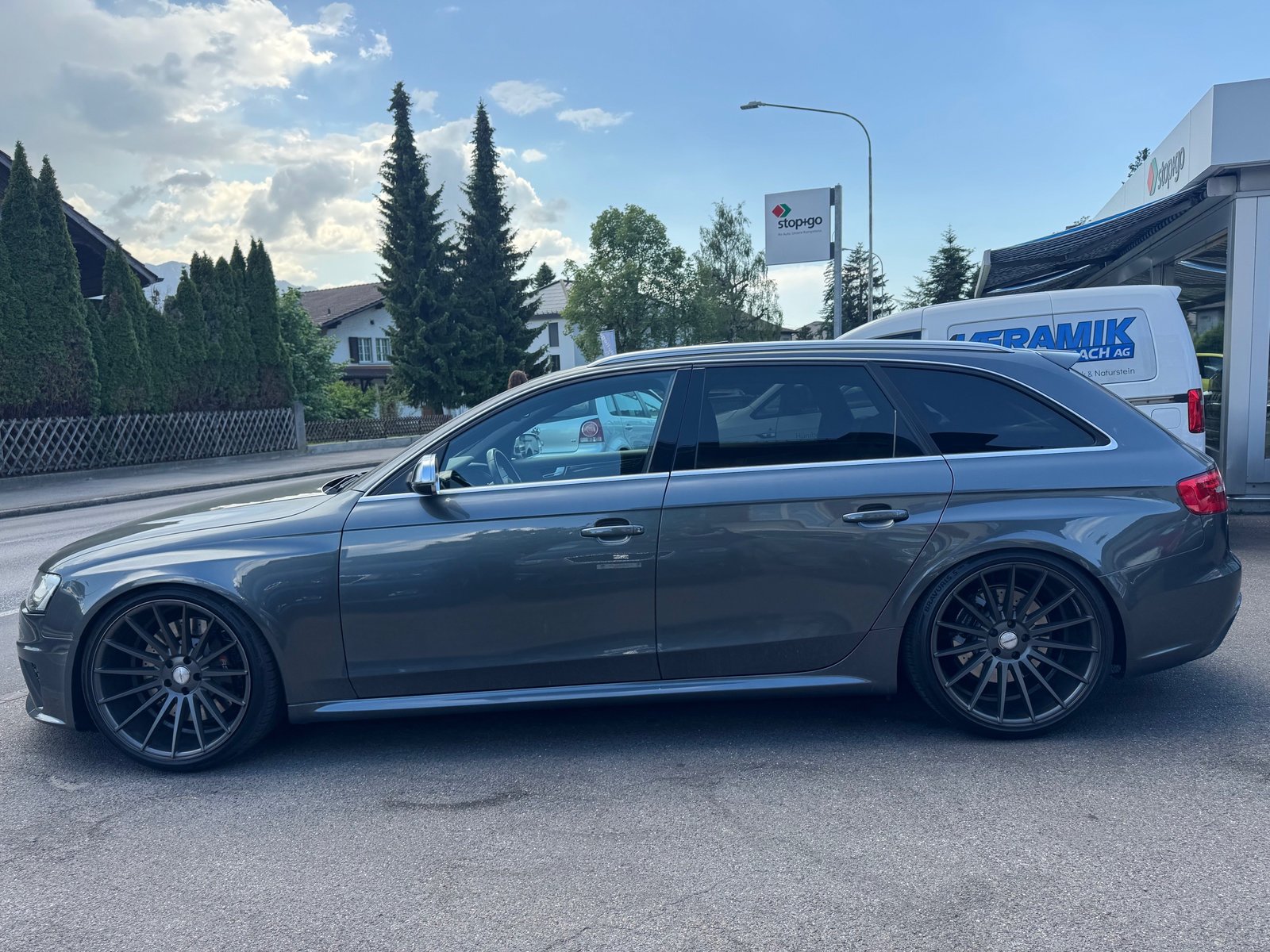 AUDI RS4 Avant 4.2 FSI V8 quattro S-tronic, Essence, Occasion / Utilisé, Automatique - 4