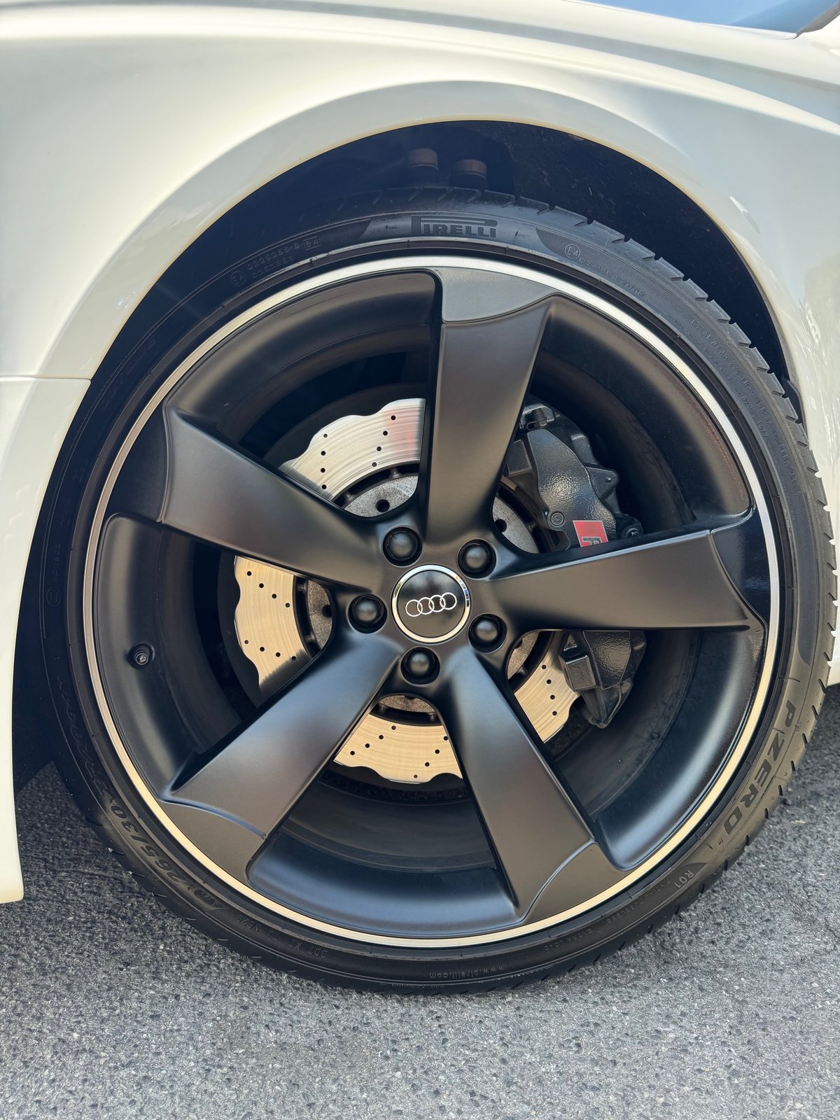 AUDI RS4 Avant 4.2 FSI V8 quattro S-tronic, Benzin, Occasion / Gebraucht, Automatik - 2