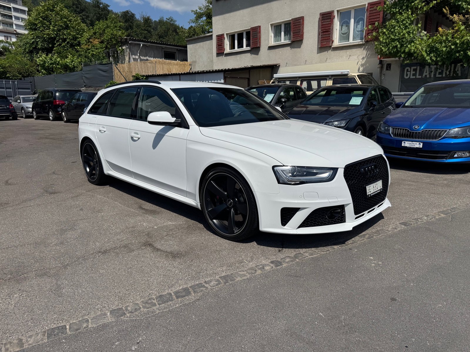 AUDI RS4 Avant 4.2 FSI V8 quattro S-tronic, Benzin, Occasion / Gebraucht, Automatik - 4