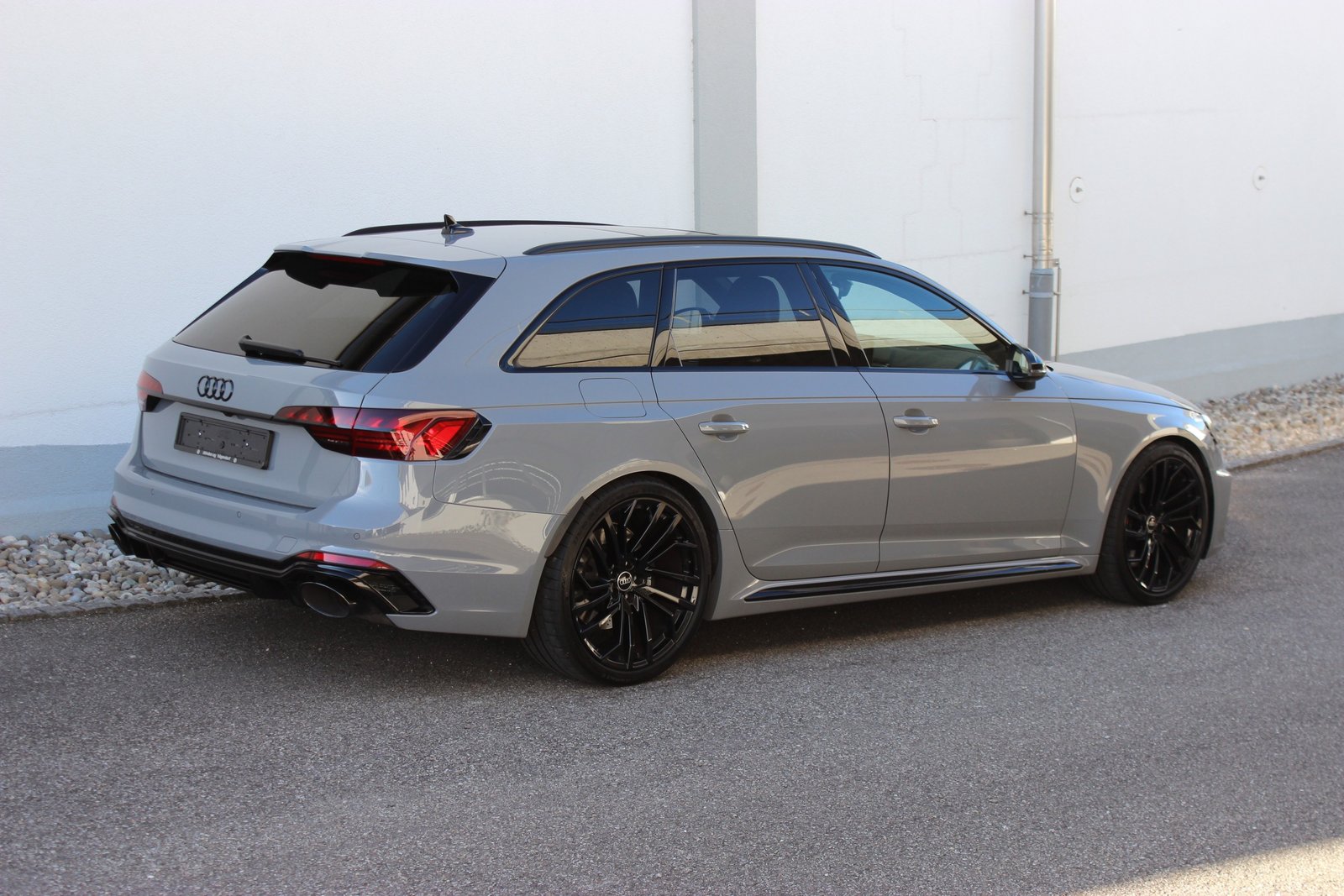 AUDI RS4 Avant quattro *NARDOGRAU*, Petrol, Second hand / Used, Automatic - 6