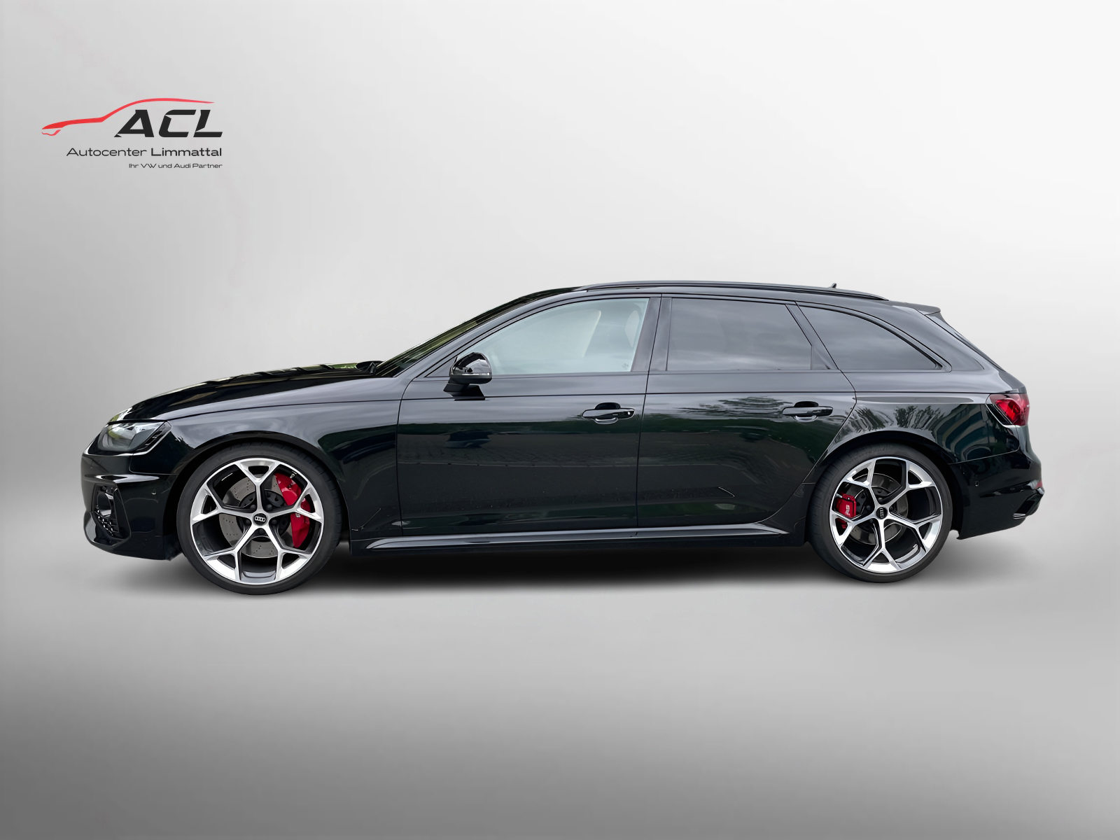 AUDI RS 4 Avant, Petrol, Second hand / Used, Automatic - 3