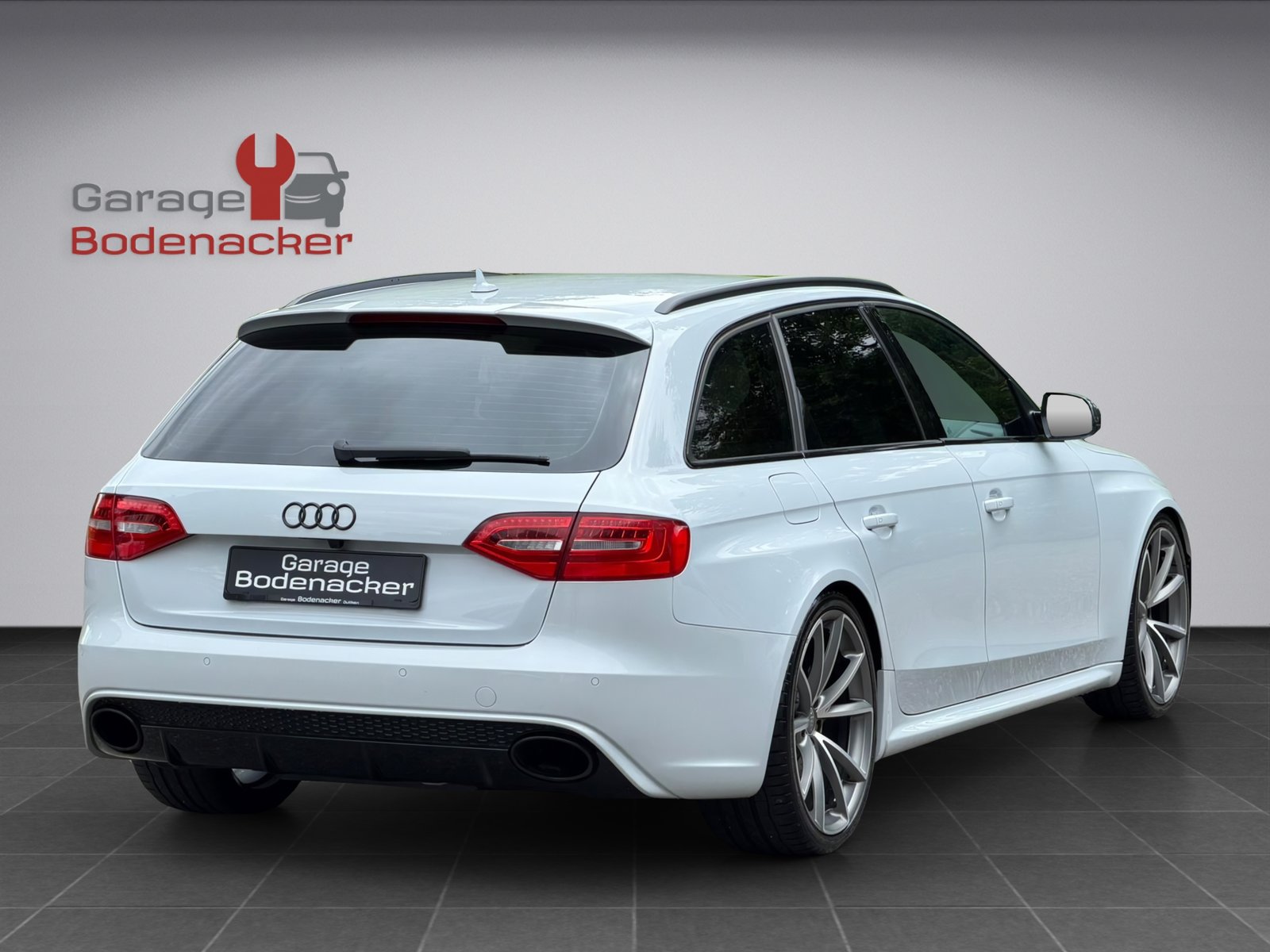 AUDI RS4 Avant 4.2 FSI V8 quattro S-tronic, Benzin, Occasion / Gebraucht, Automatik - 5