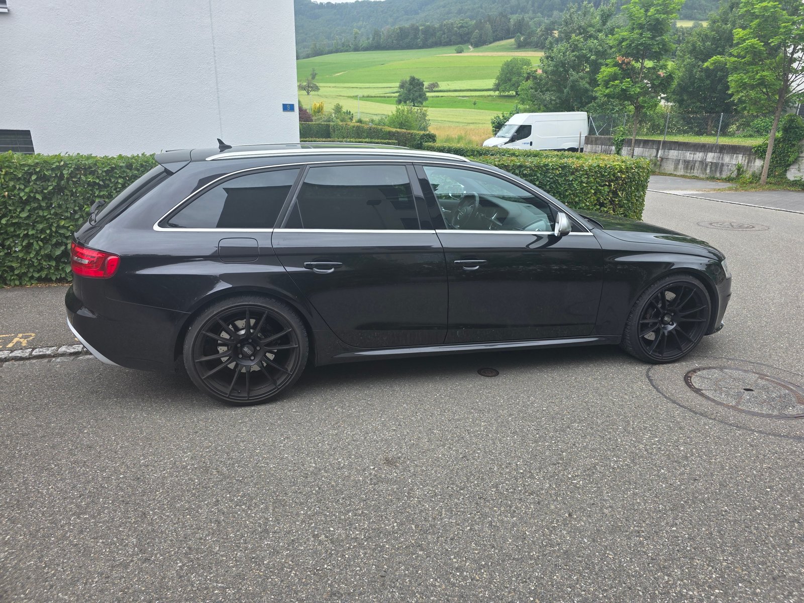 AUDI RS4 Avant 4.2 FSI V8 quattro S-tronic, Essence, Occasion / Utilisé, Automatique - 4