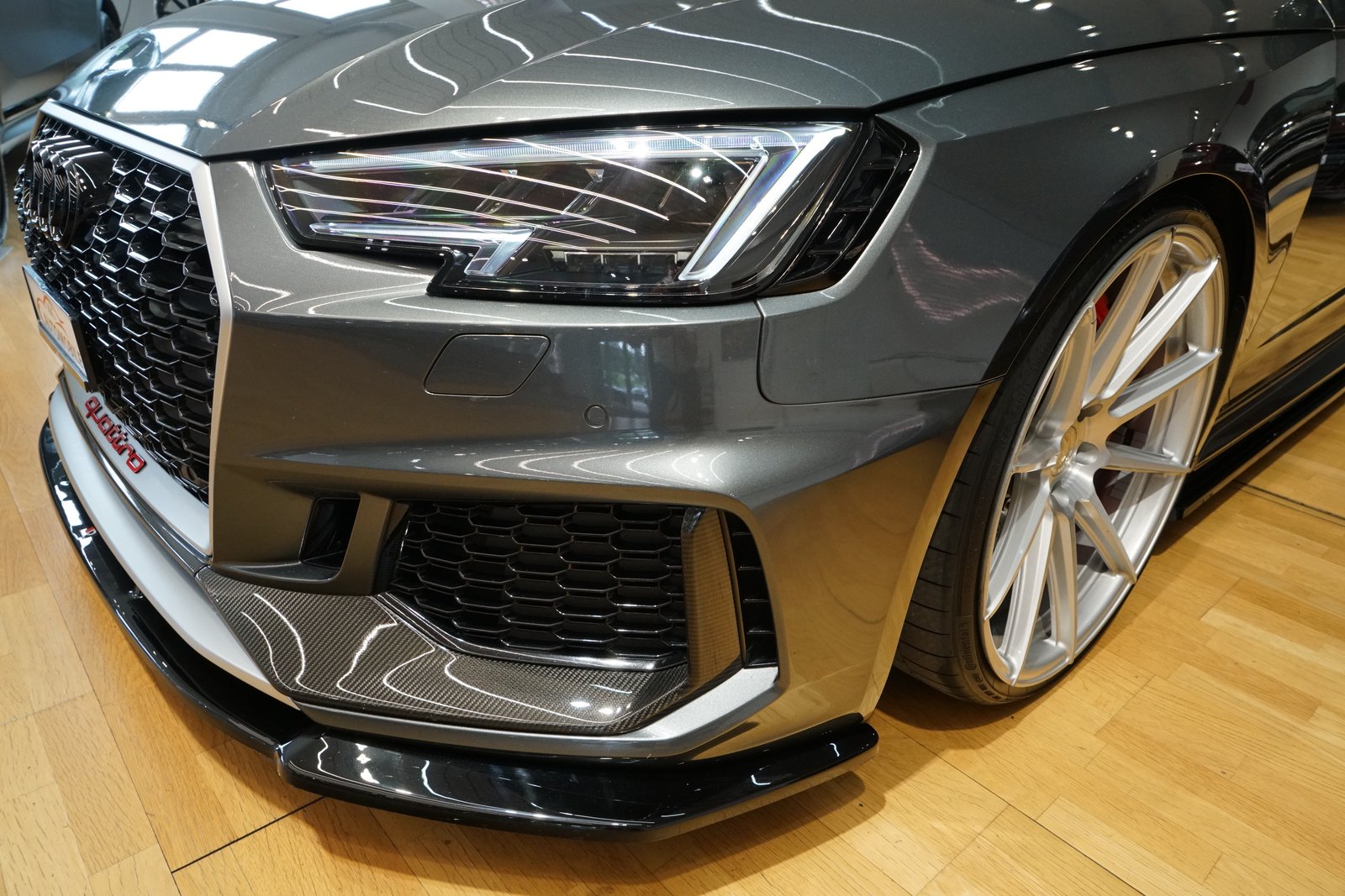 AUDI RS4 Avant 2.9 TFSI quattro tiptronic APR Carbon Air Int, Essence, Occasion / Utilisé, Automatique - 5