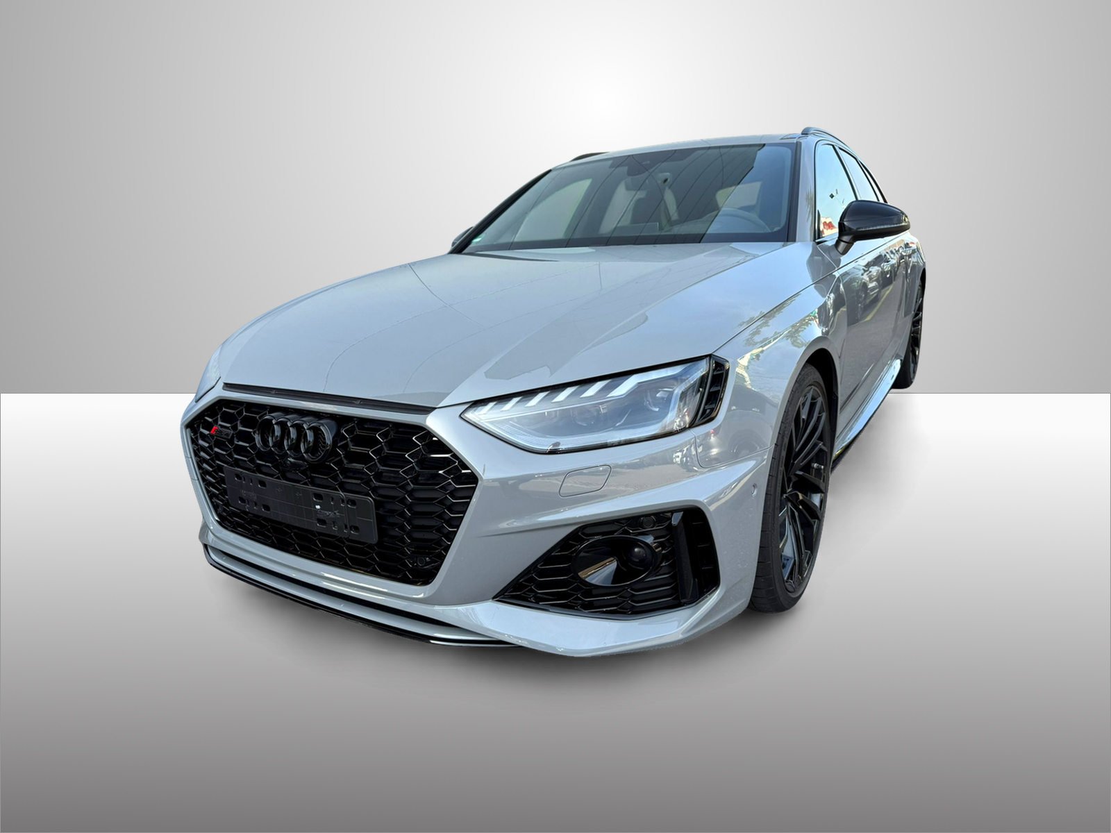 AUDI RS 4 Avant