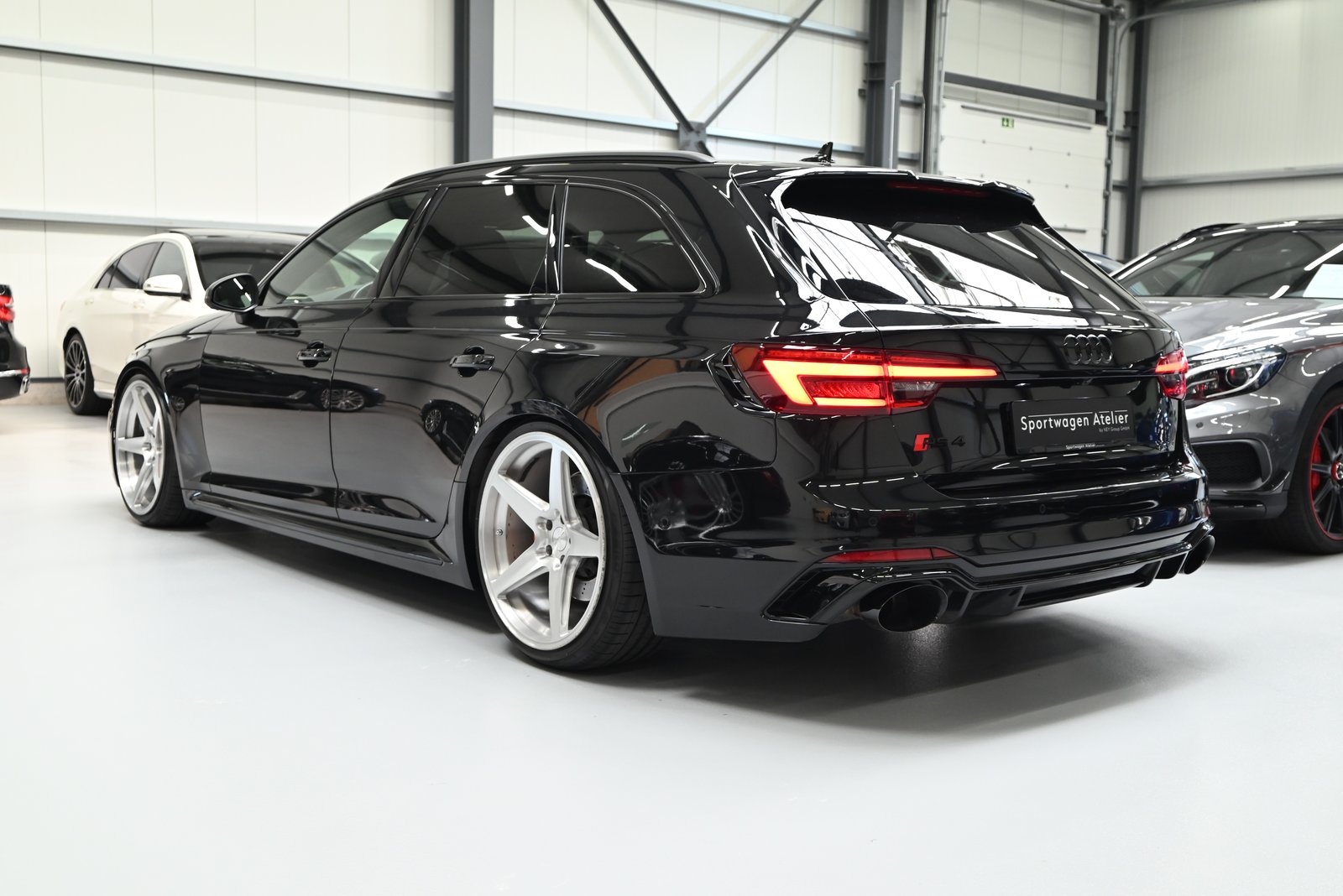 AUDI RS4 Avant 2.9 TFSI quattro tiptronic, Essence, Occasion / Utilisé, Automatique - 3