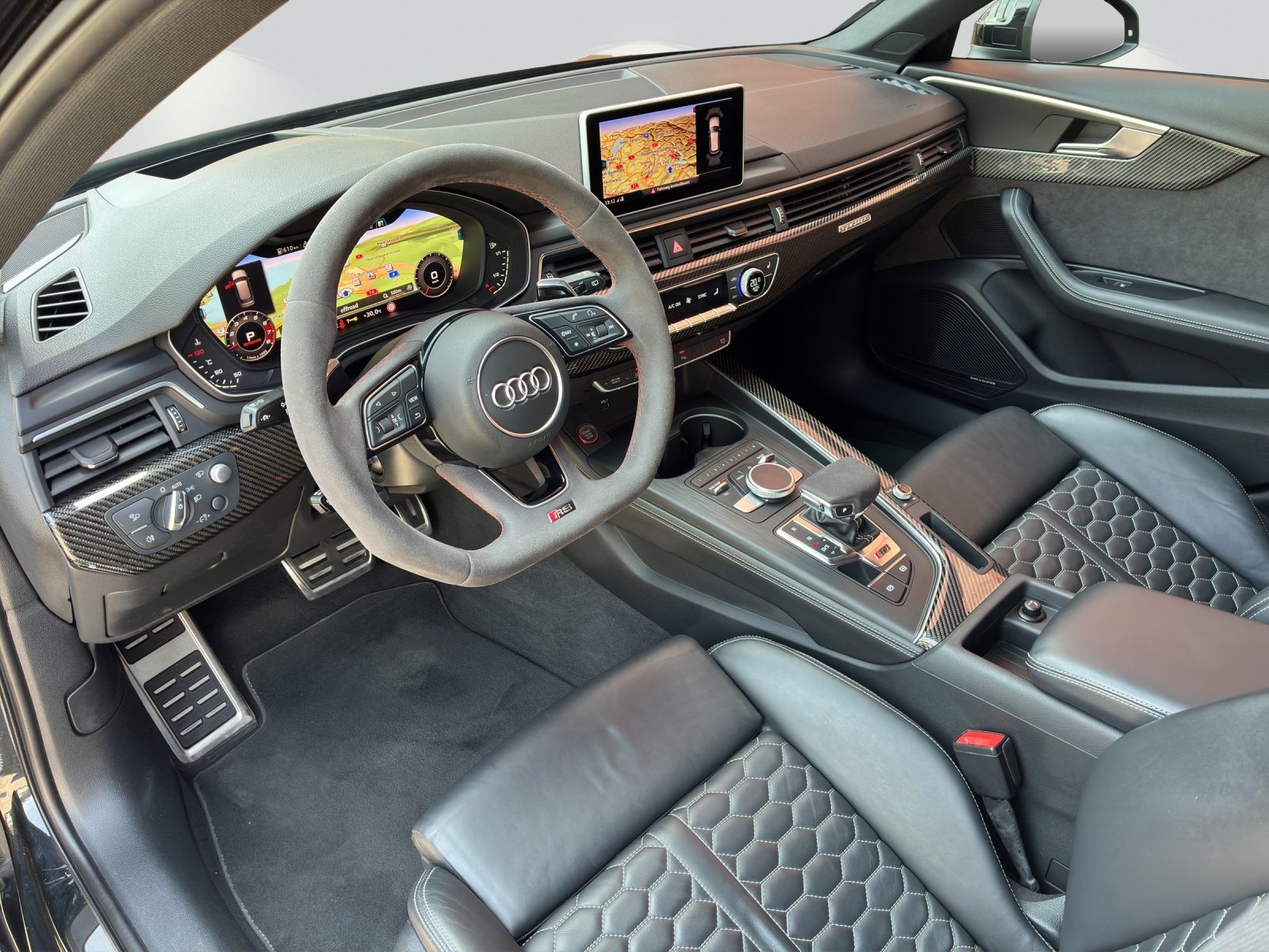 AUDI RS 4 Avant, Petrol, Second hand / Used, Automatic - 5