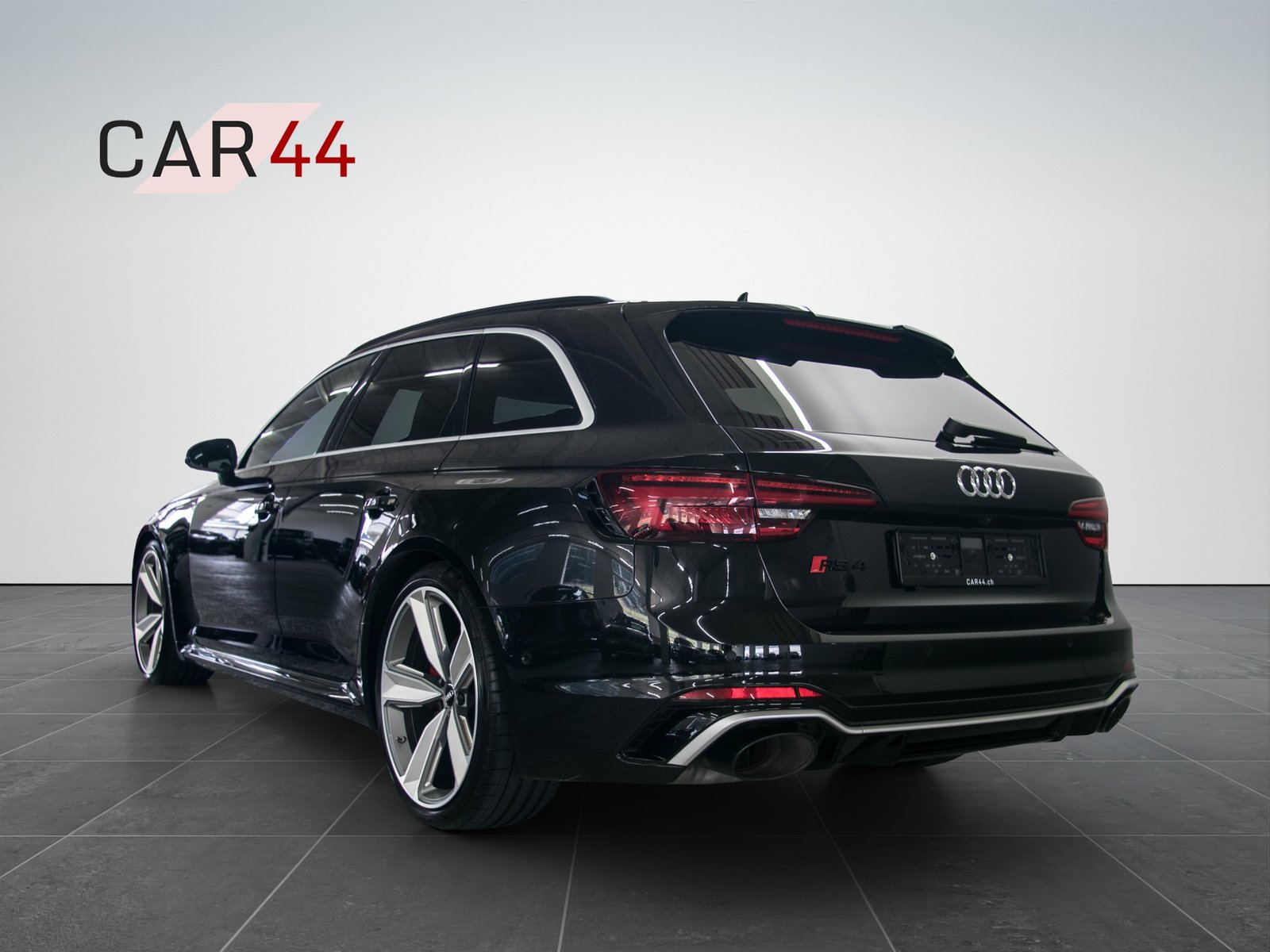 AUDI RS4 Avant 2.9 TFSI quattro tiptronic, Petrol, Second hand / Used, Automatic - 3