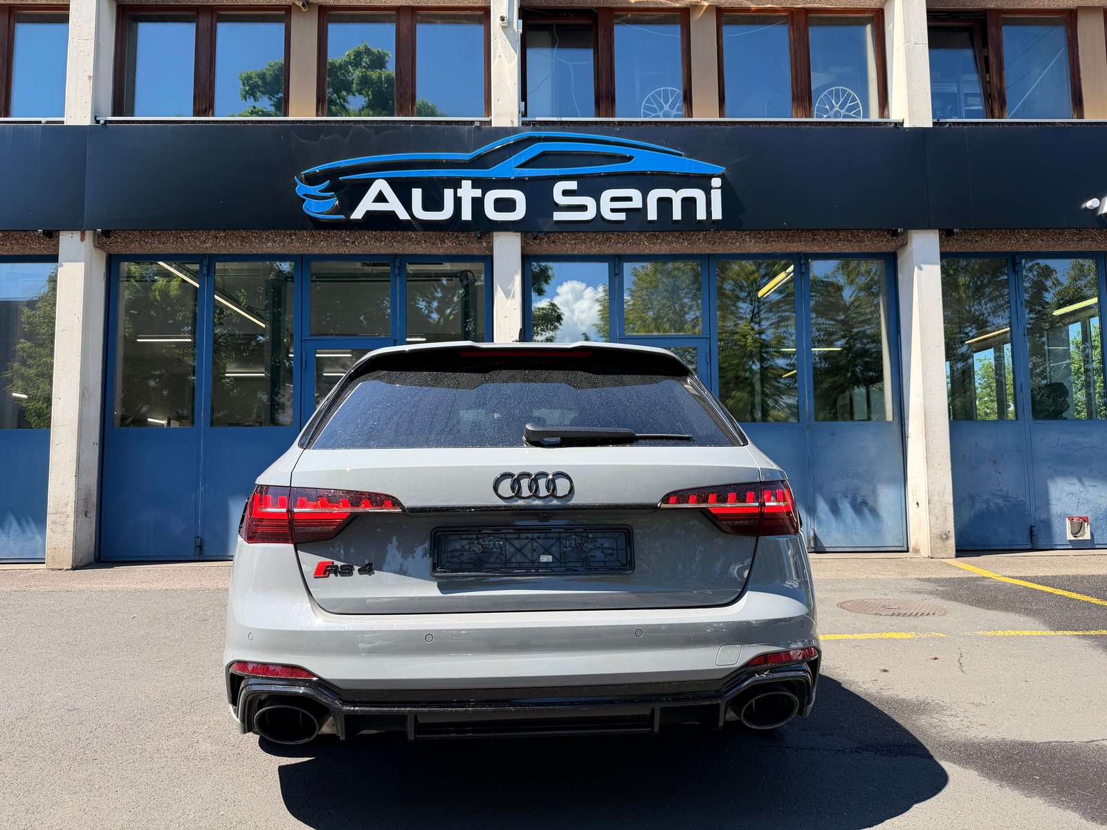 AUDI RS4 Avant quattro tiptronic, Benzin, Occasion / Gebraucht, Automatik - 4