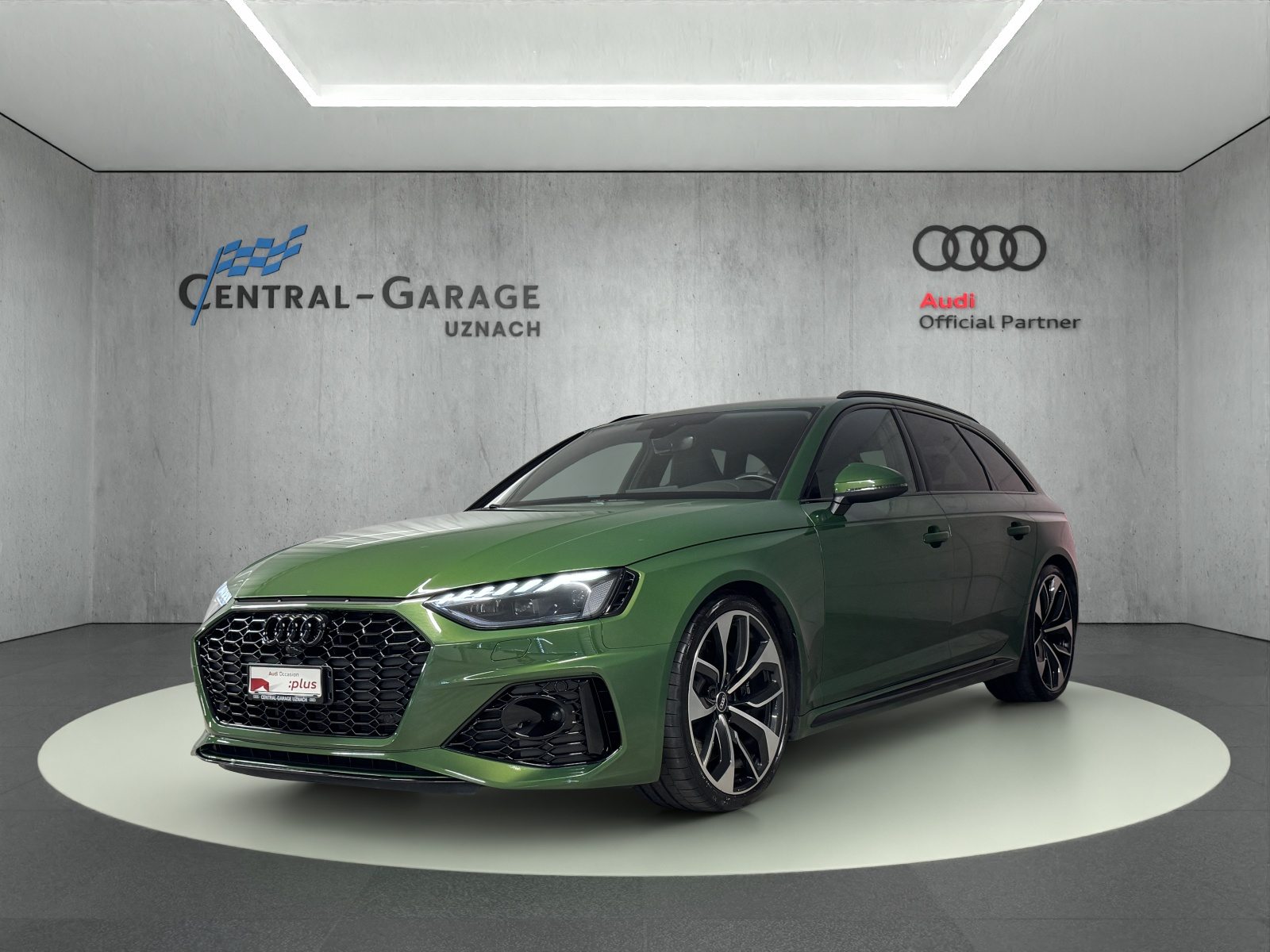 AUDI RS 4 Avant