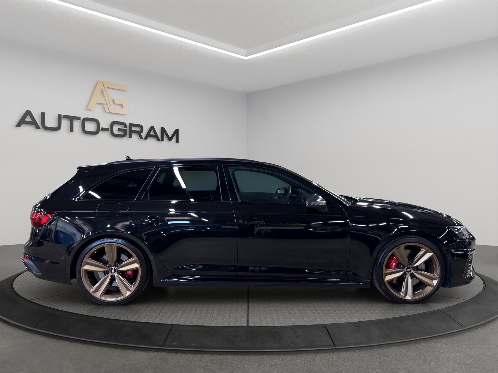 AUDI RS4 Avant quattro tiptronic, Benzin, Occasion / Gebraucht, Automatik - 6