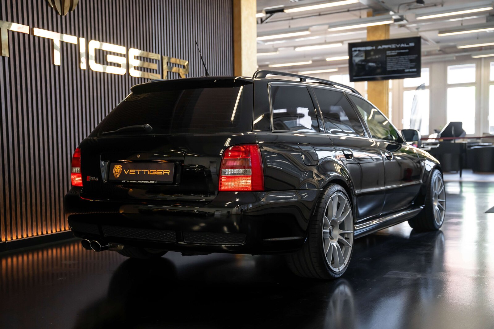 AUDI RS4 Avant quattro, Benzin, Occasion / Gebraucht, Handschaltung - 7