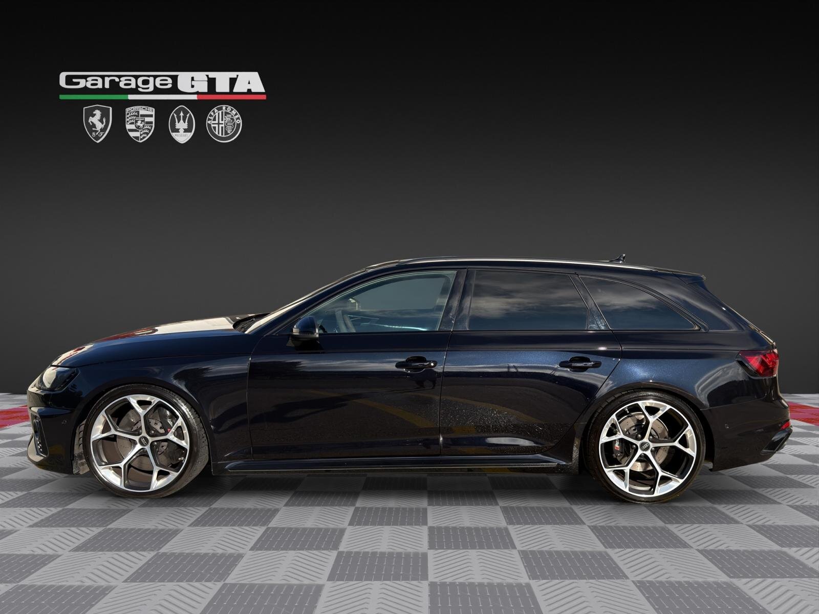AUDI RS4 Avant Performante, Benzin, Occasion / Gebraucht, Automatik - 2