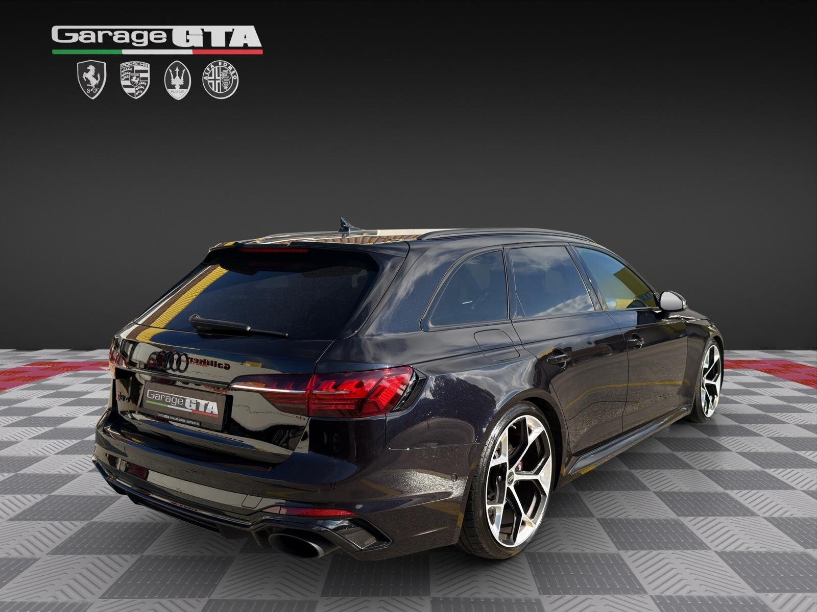 AUDI RS4 Avant Performante, Benzin, Occasion / Gebraucht, Automatik - 5