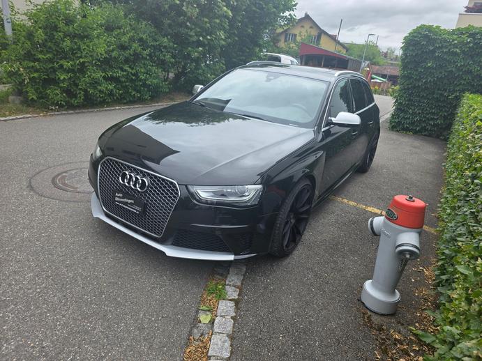 AUDI RS4 Avant 4.2 FSI V8 quattro S-tronic, Essence, Occasion / Utilisé, Automatique