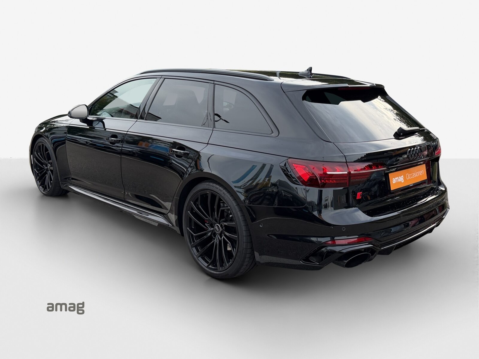 AUDI RS4 Avant quattro, Petrol, Second hand / Used, Automatic - 3