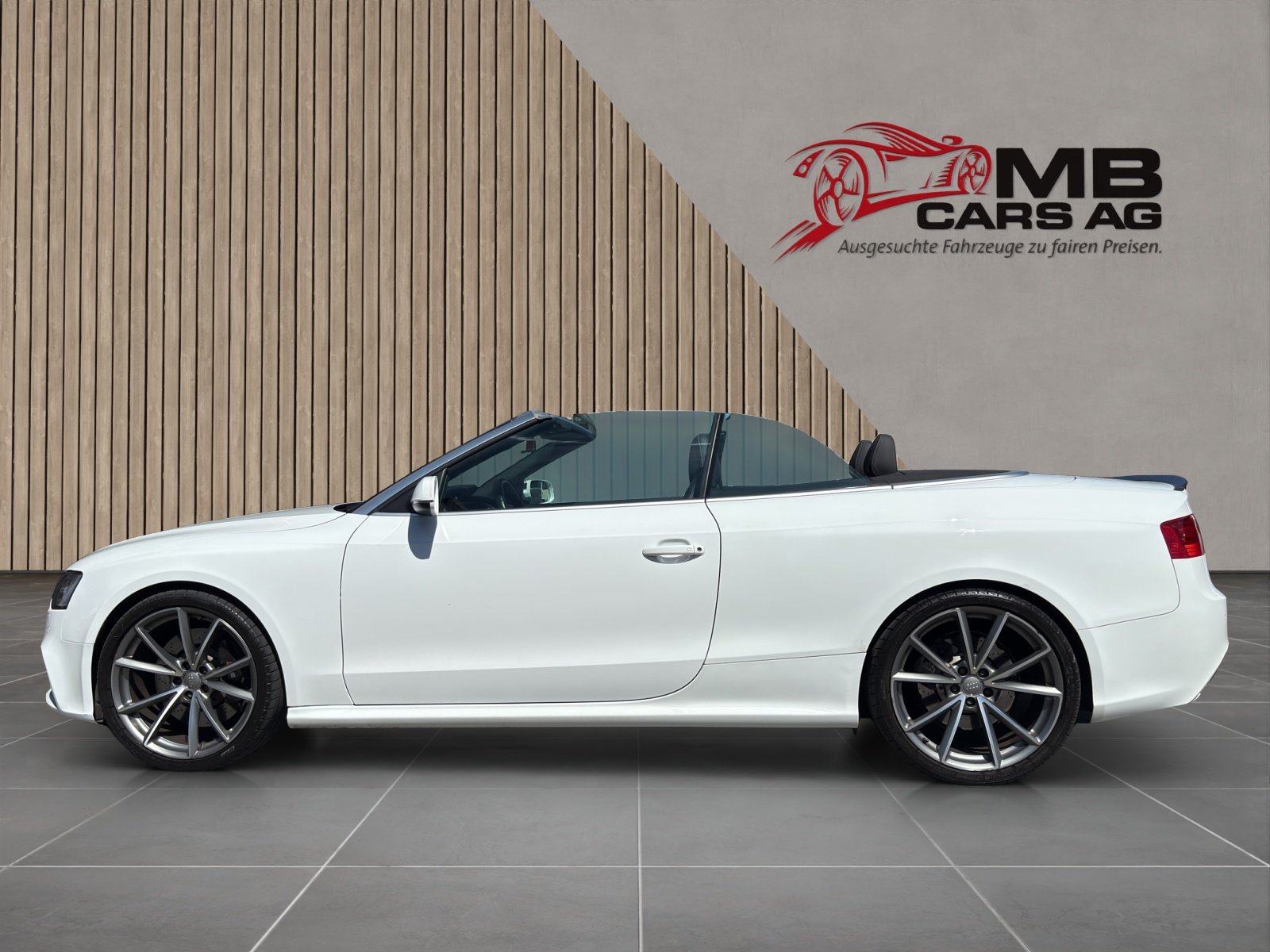 AUDI RS5 Cabrio 4.2 FSI quattro S-tronic, Benzin, Occasion / Gebraucht, Automatik - 2
