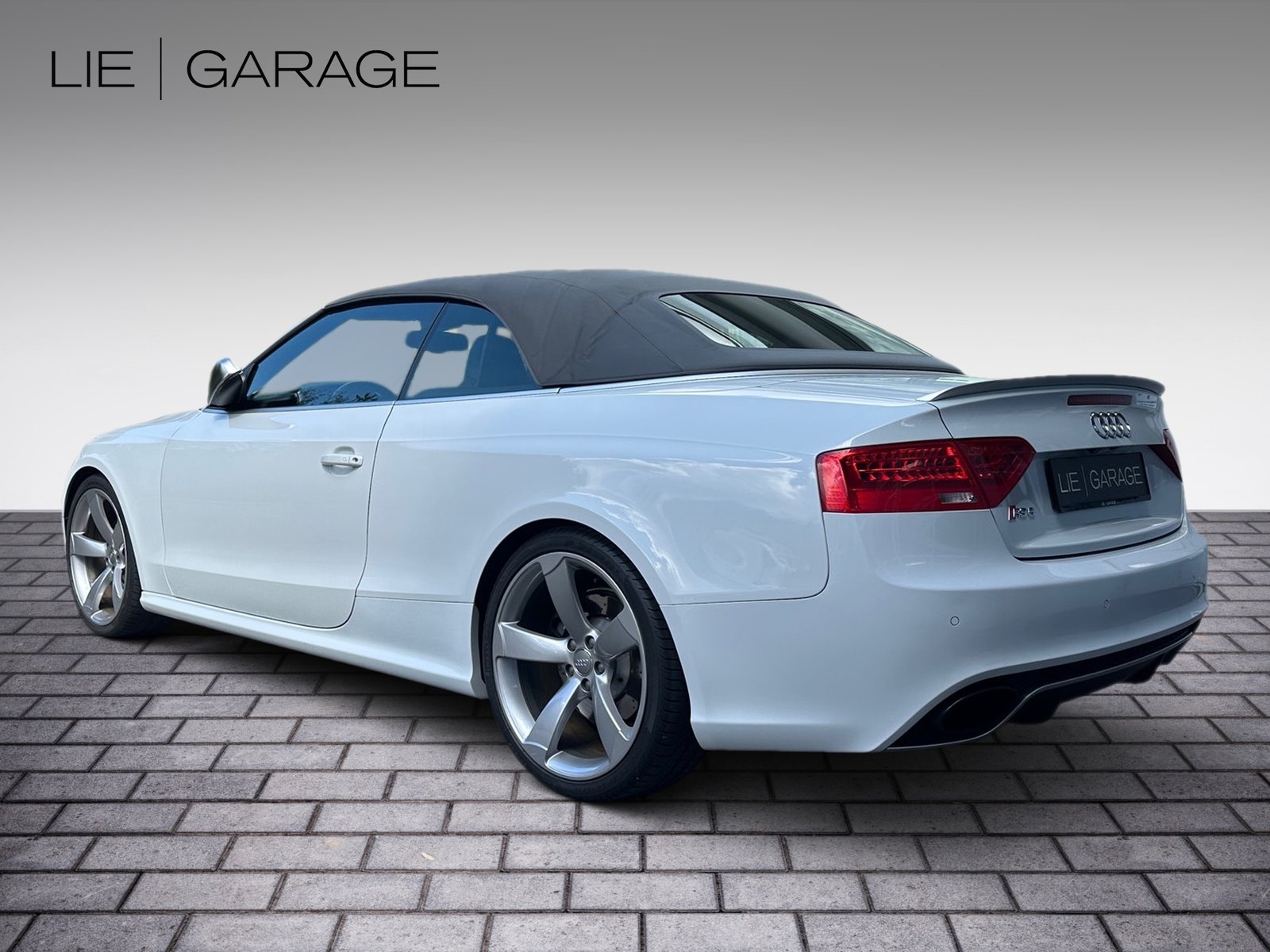 AUDI RS5 Cabrio 4.2 FSI quattro S-tronic, Benzin, Occasion / Gebraucht, Automatik - 4