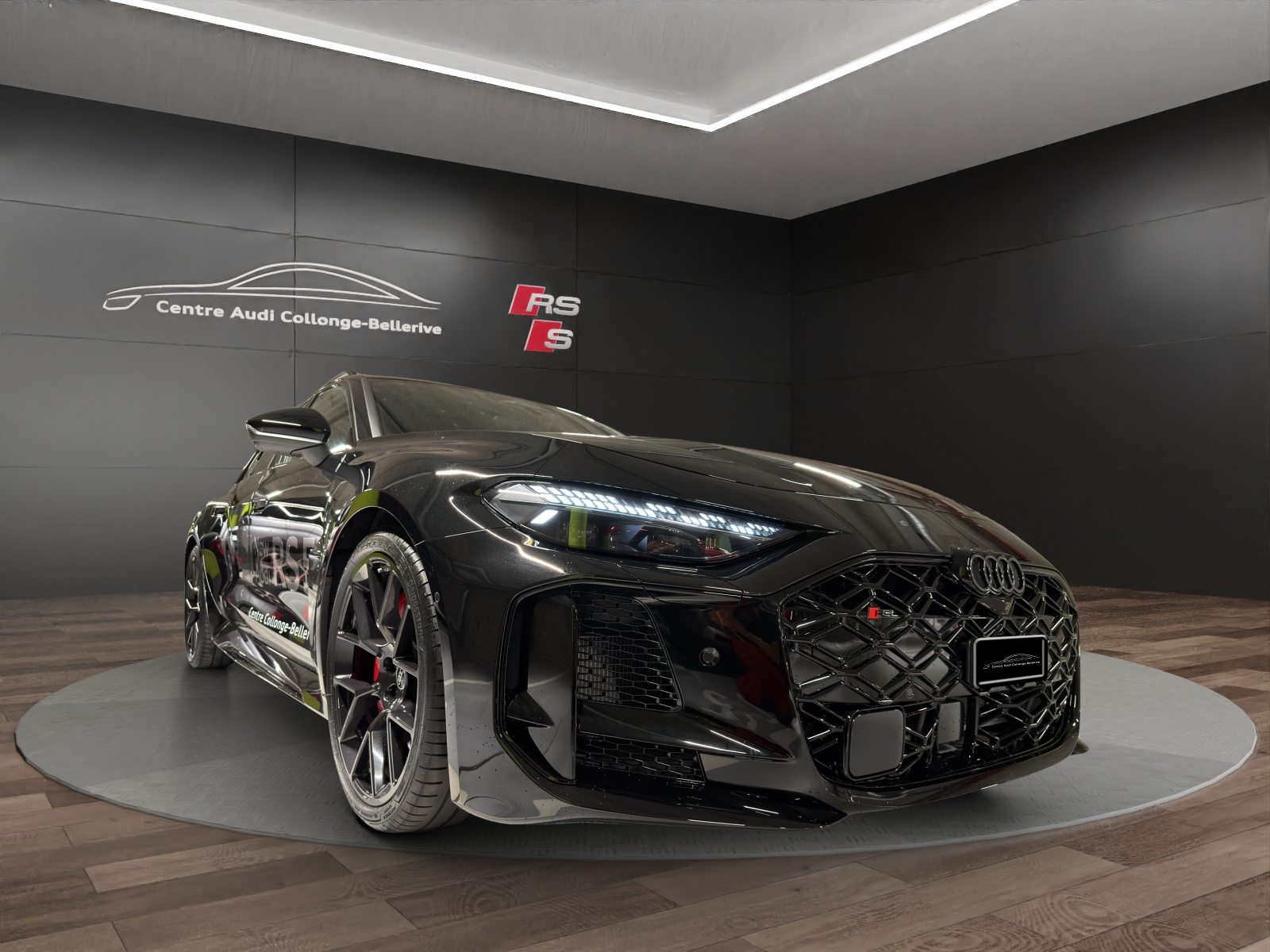 AUDI RS 5 Avant, Voll-Hybrid Benzin/Elektro, Occasion / Gebraucht, Automatik - 7