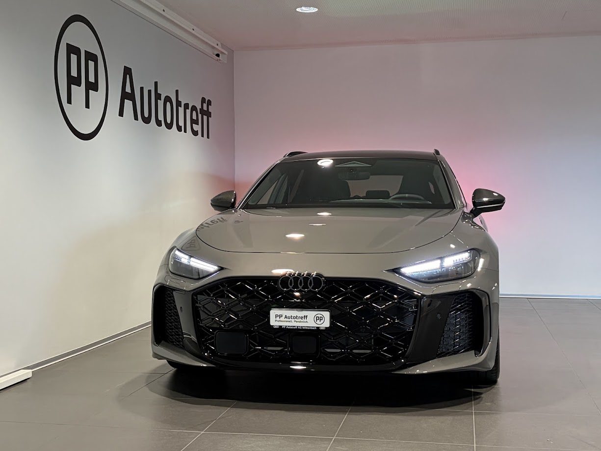 AUDI RS 5 Avant