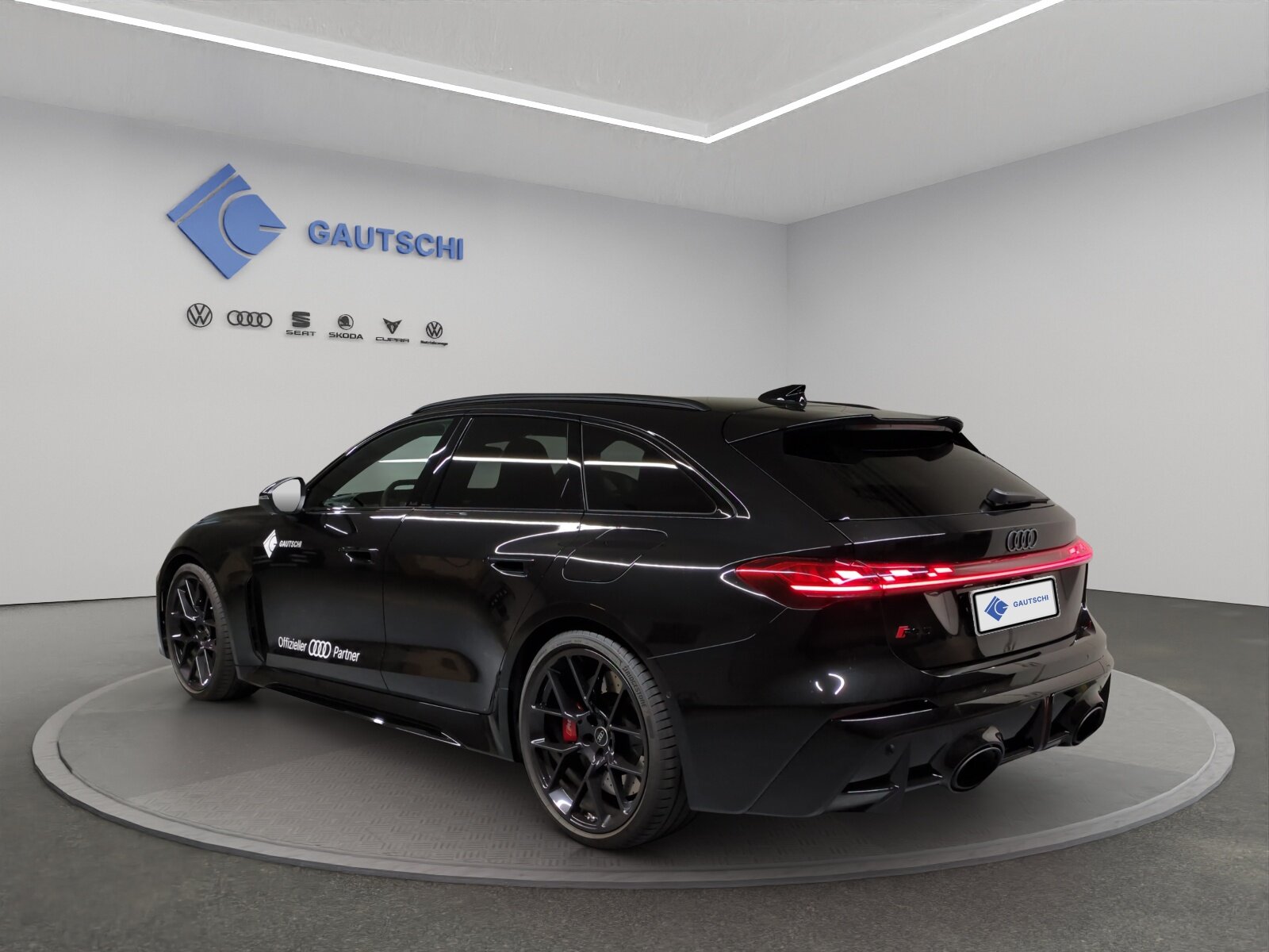 AUDI RS 5 Avant TFSI 470 kW Tiptronic quattro, Plug-in-Hybrid Benzin/Elektro, Occasion / Gebraucht, Automatik - 3