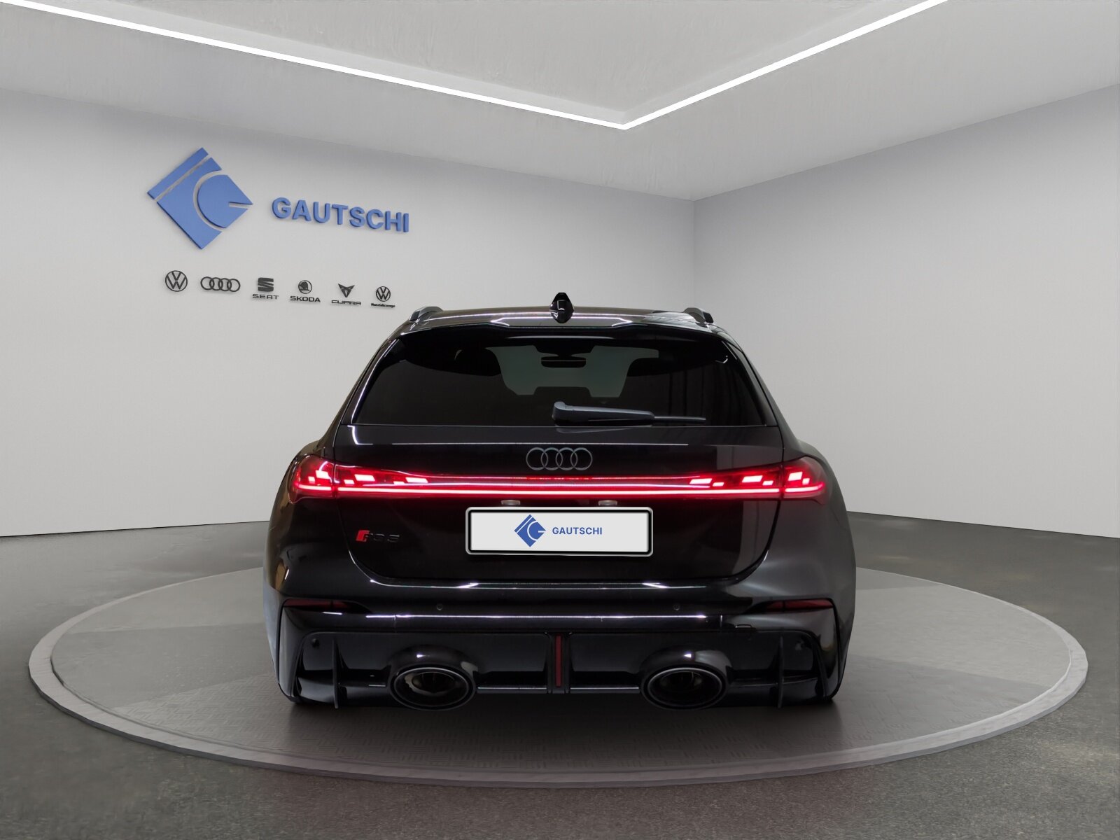AUDI RS 5 Avant TFSI 470 kW Tiptronic quattro, Plug-in-Hybrid Benzin/Elektro, Occasion / Gebraucht, Automatik - 4