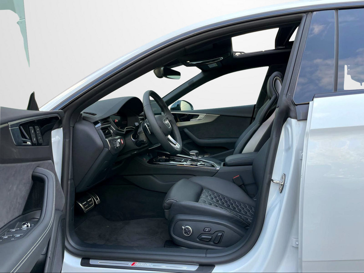 AUDI RS 5 Sportback, Petrol, Second hand / Used, Automatic - 5