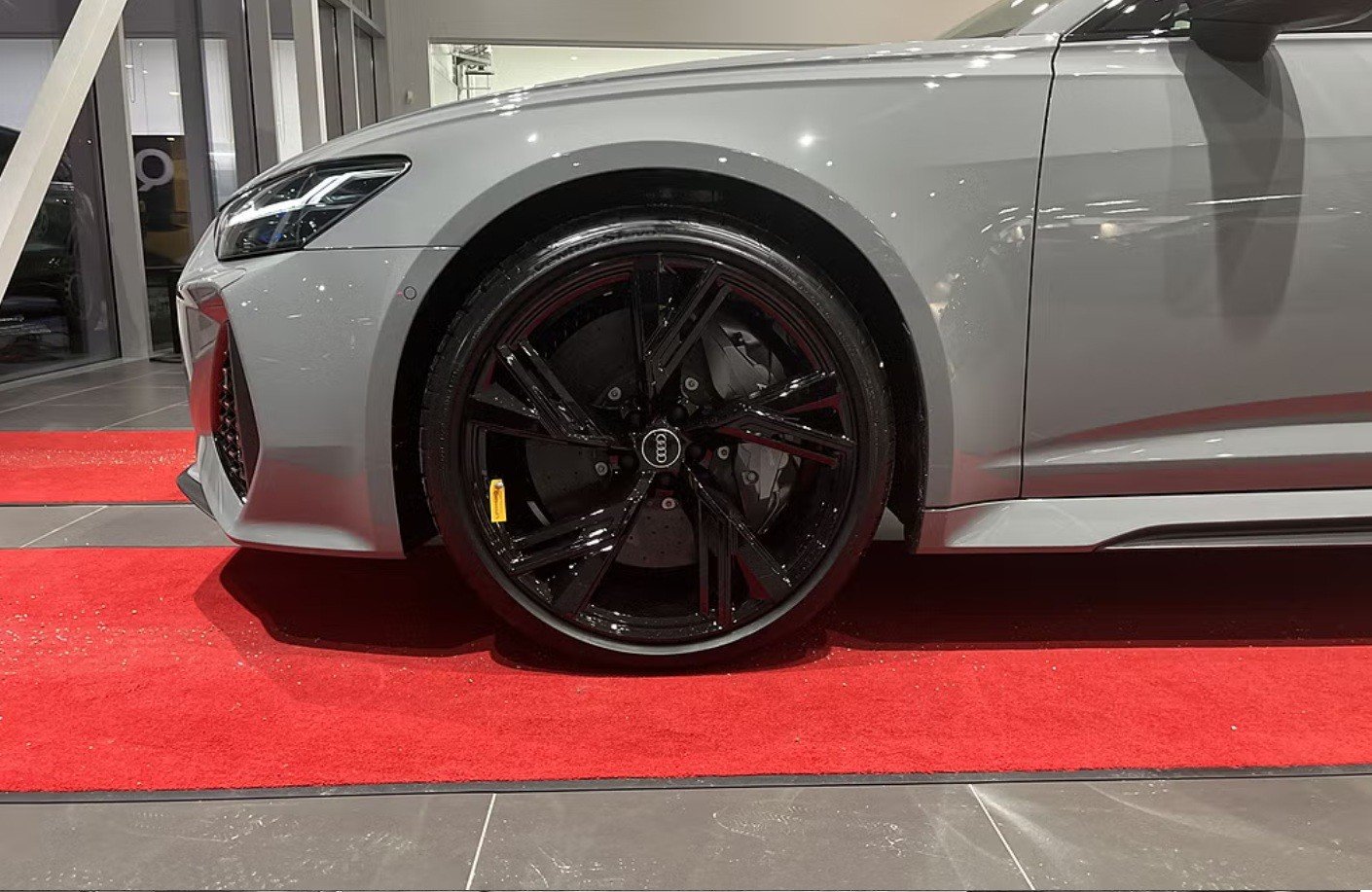 AUDI RS6 Avant 4.0 TFSI V8 Performance quattro, Mild-Hybrid Petrol/Electric, New car, Automatic - 3