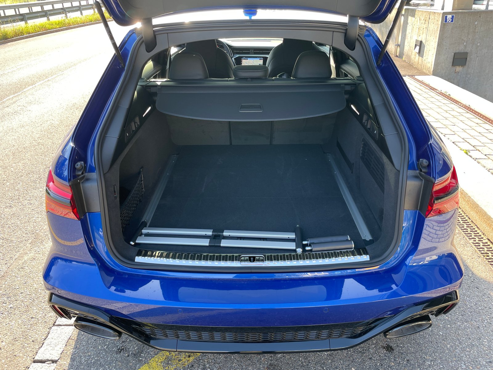 AUDI RS6 Avant 4.0 TFSI V8 quattro, Mild-Hybrid Petrol/Electric, New car, Automatic - 5