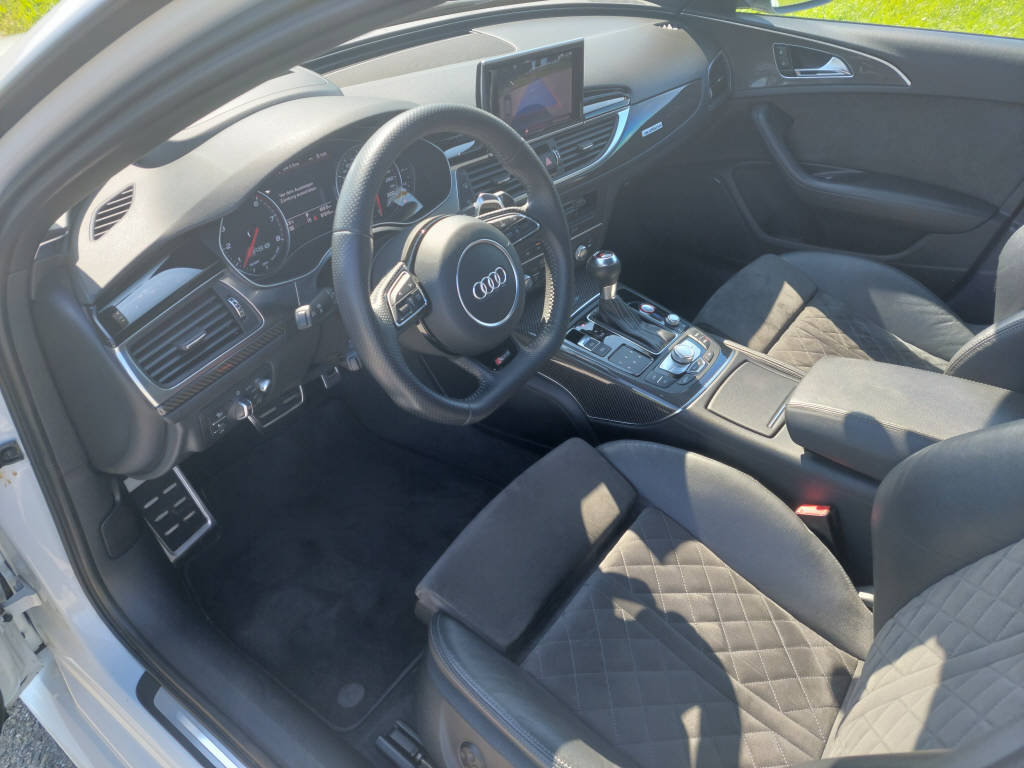 AUDI RS6 Avant 4.0 V8 TFSI perform. qu. T-Tr., Essence, Occasion / Utilisé, Automatique - 3
