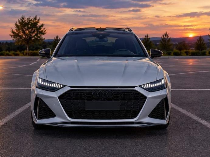 AUDI RS6, Benzin, Occasion / Gebraucht, Automatik