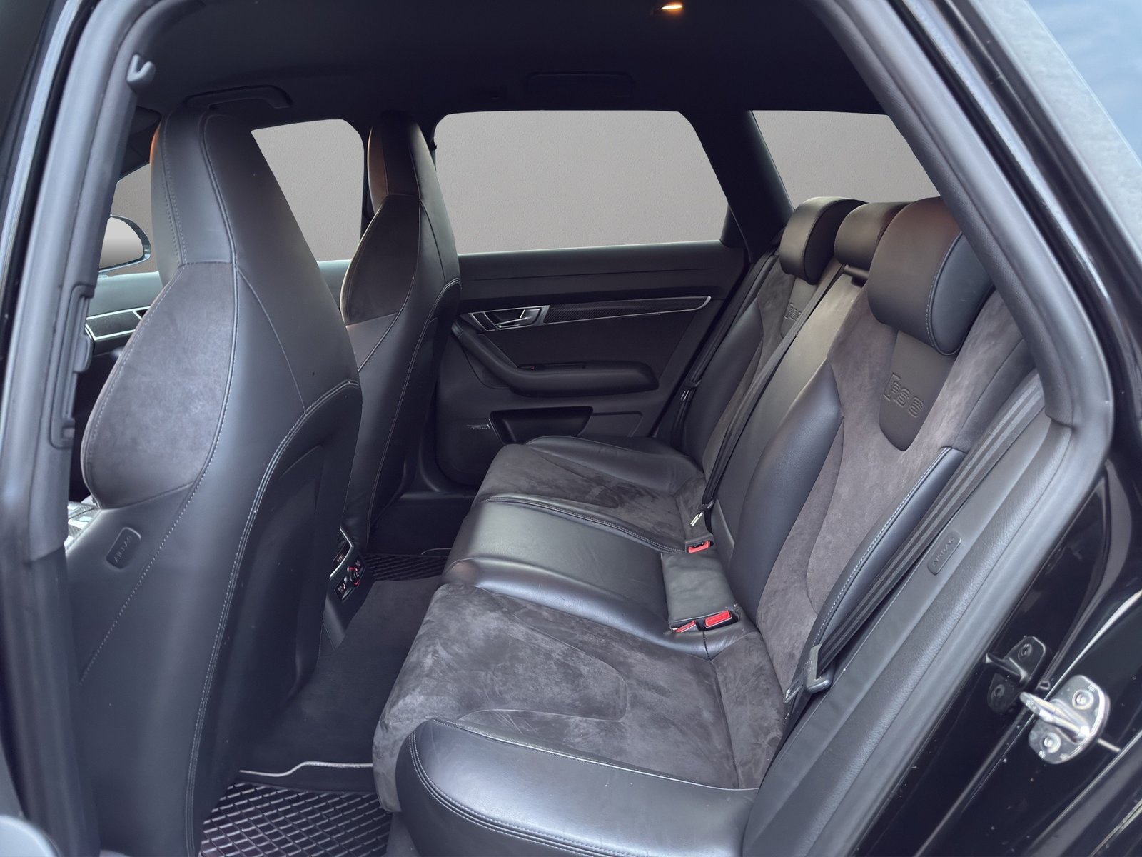 AUDI RS6 Avant 5.0 TFSI V10 quattro tiptronic, Benzina, Occasioni / Usate, Automatico - 7