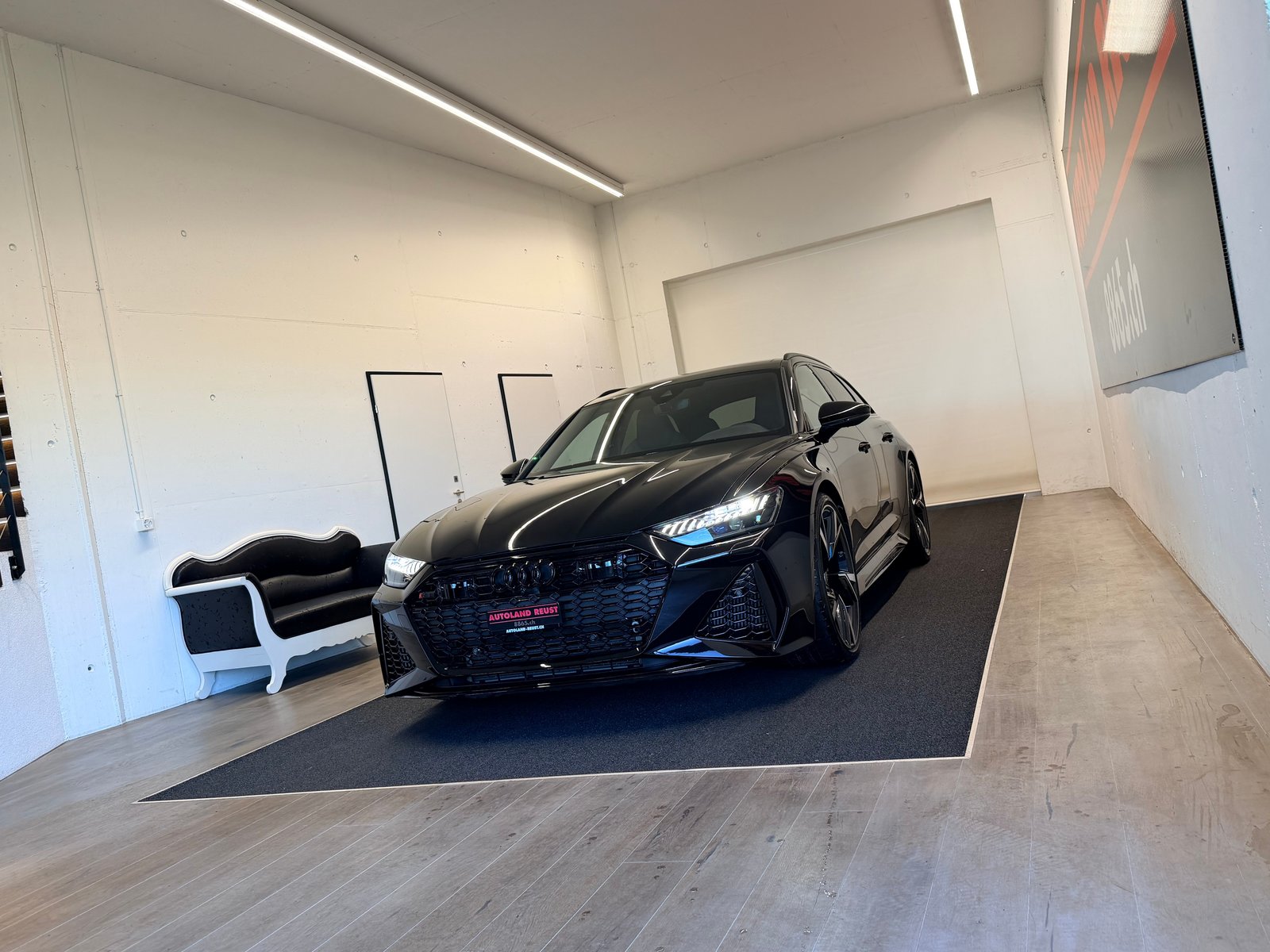 AUDI RS6 Avant 4.0 TFSI V8 Performance quattro, Hybride Léger Essence/Électricité, Occasion / Utilisé, Automatique - 3