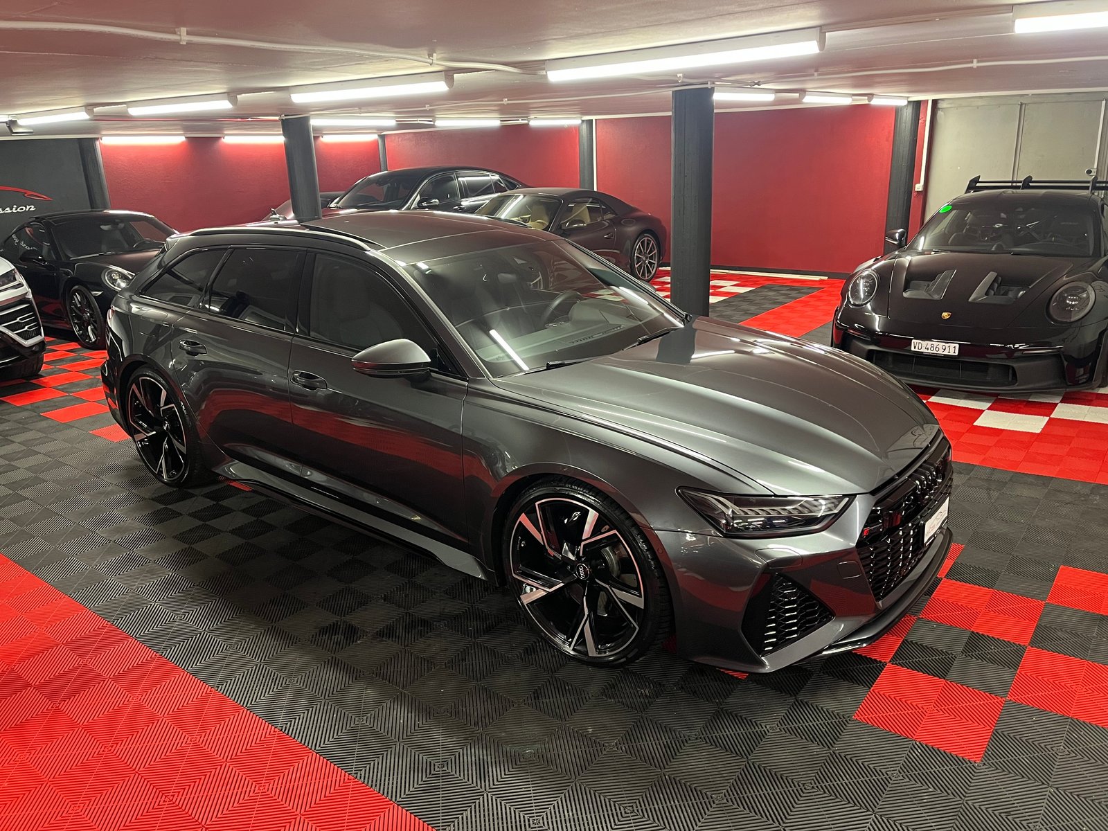 AUDI RS6 Avant 4.0 TFSI V8 quattro, Hybride Léger Essence/Électricité, Occasion / Utilisé, Automatique - 5
