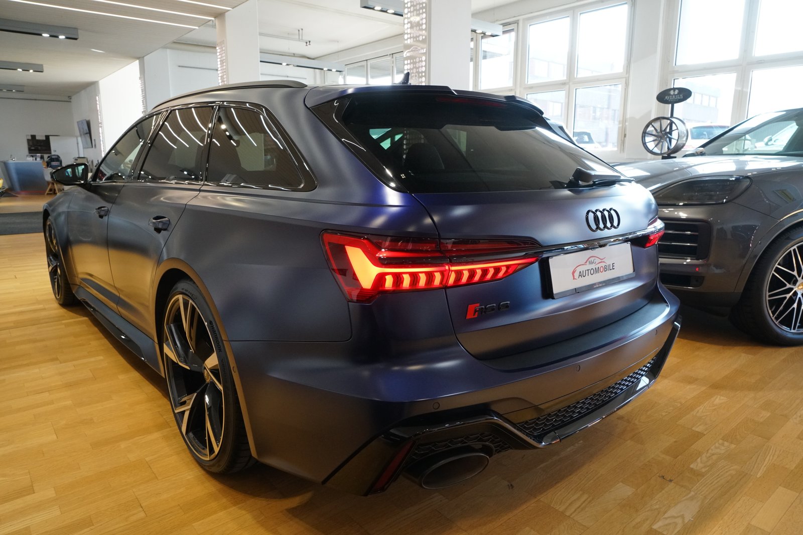 AUDI RS6 Avant 4.0 TFSI V8 quattro Matteffekt Audi exclusive, Hybride Léger Essence/Électricité, Occasion / Utilisé, Automatique - 4
