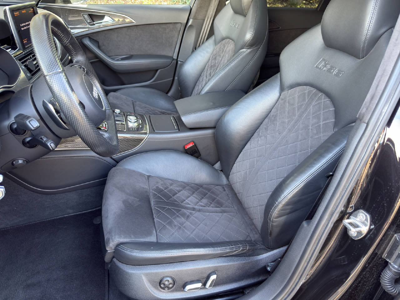 AUDI RS6 Avant 4.0 V8 TFSI performance quattro, Petrol, Second hand / Used, Automatic - 5