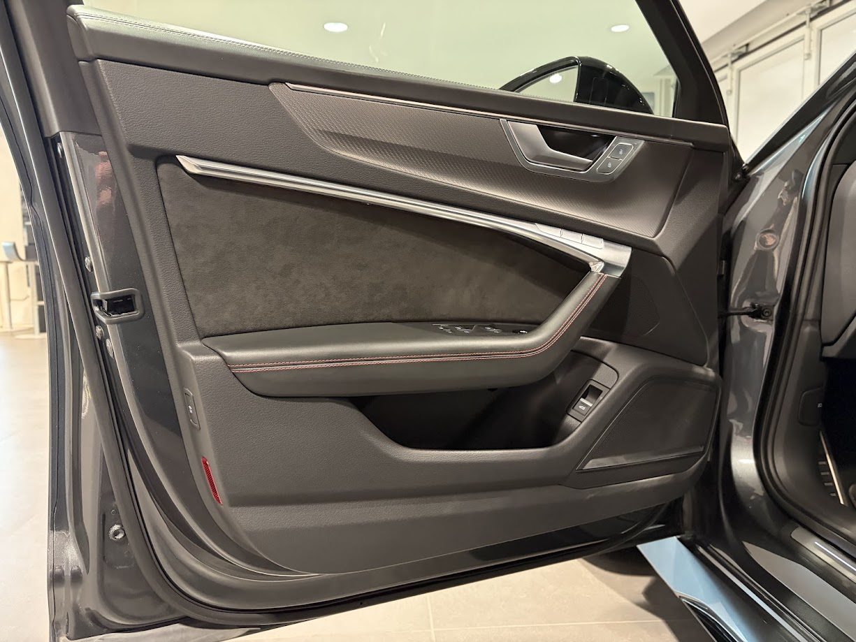 AUDI RS6 Avant, Essence, Occasion / Utilisé, Automatique - 2