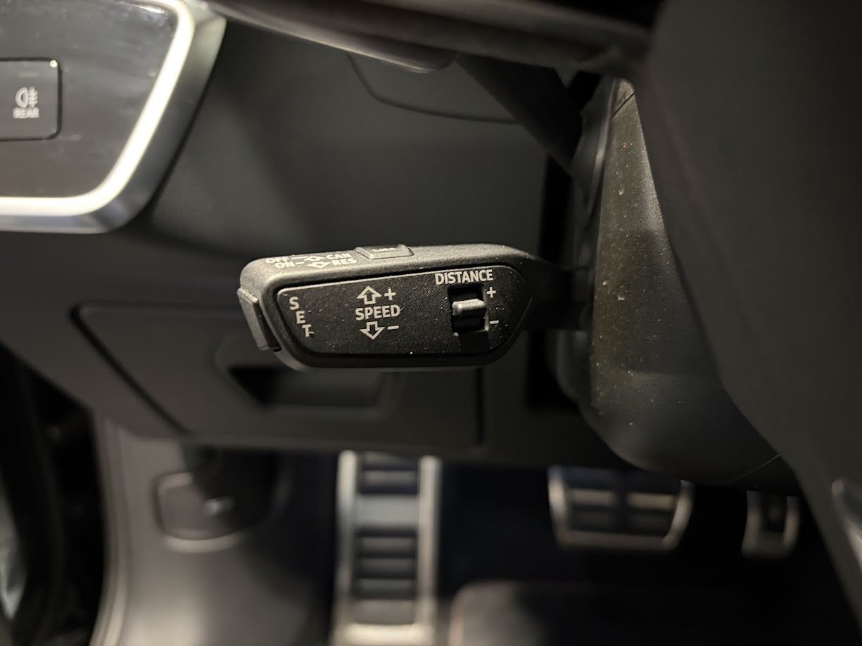 AUDI RS6 Avant, Essence, Occasion / Utilisé, Automatique - 6